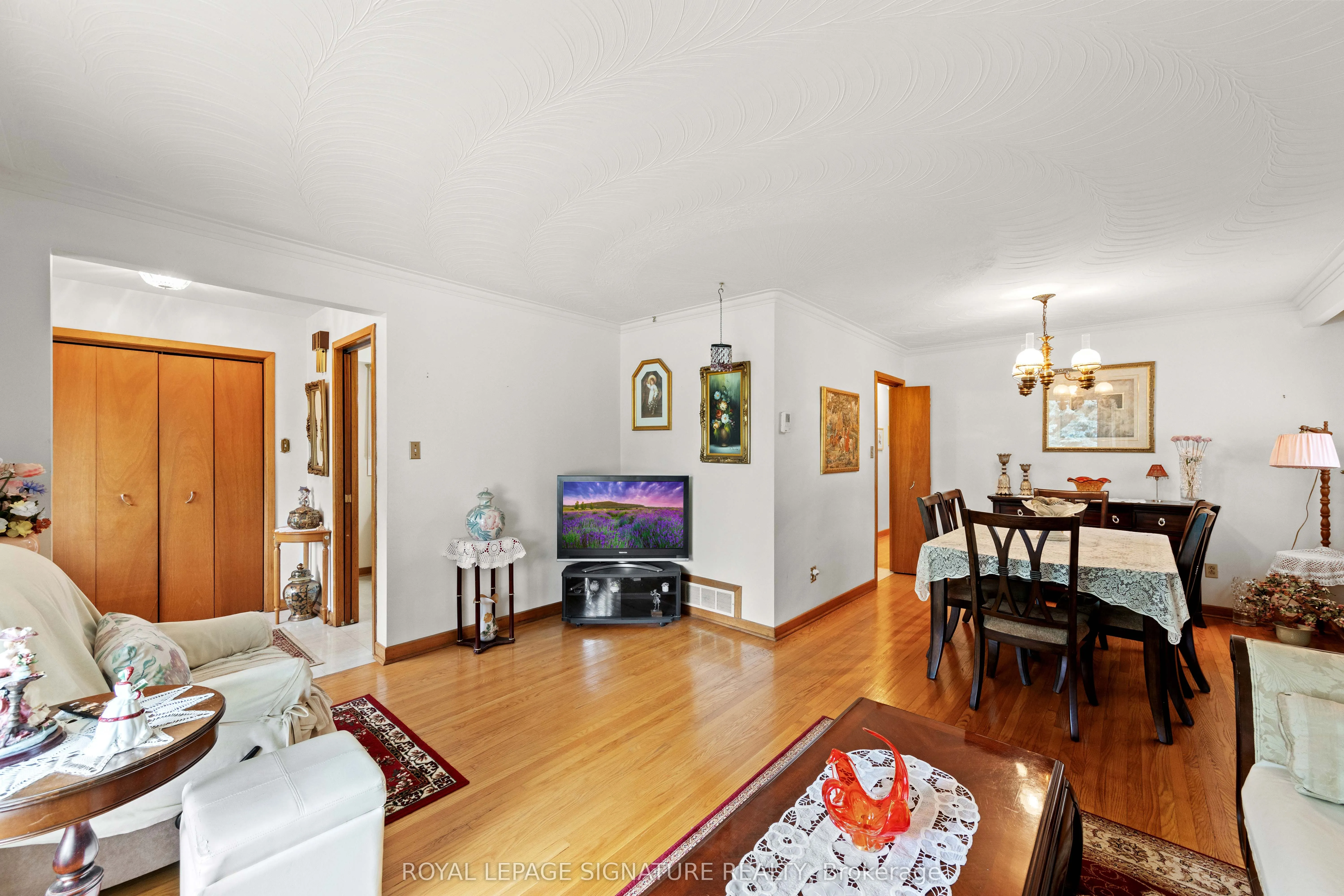 29 Woodview Road