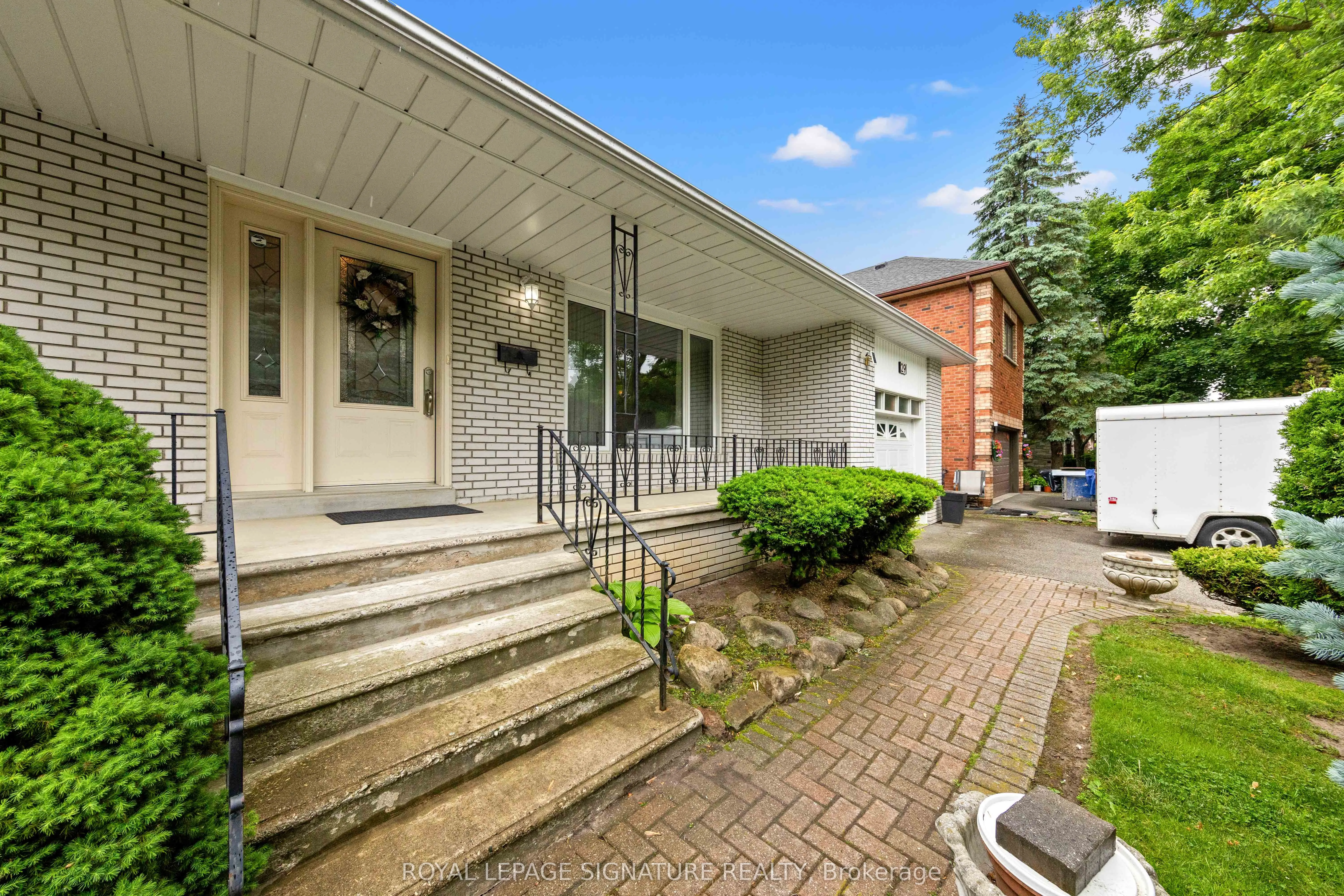 29 Woodview Road