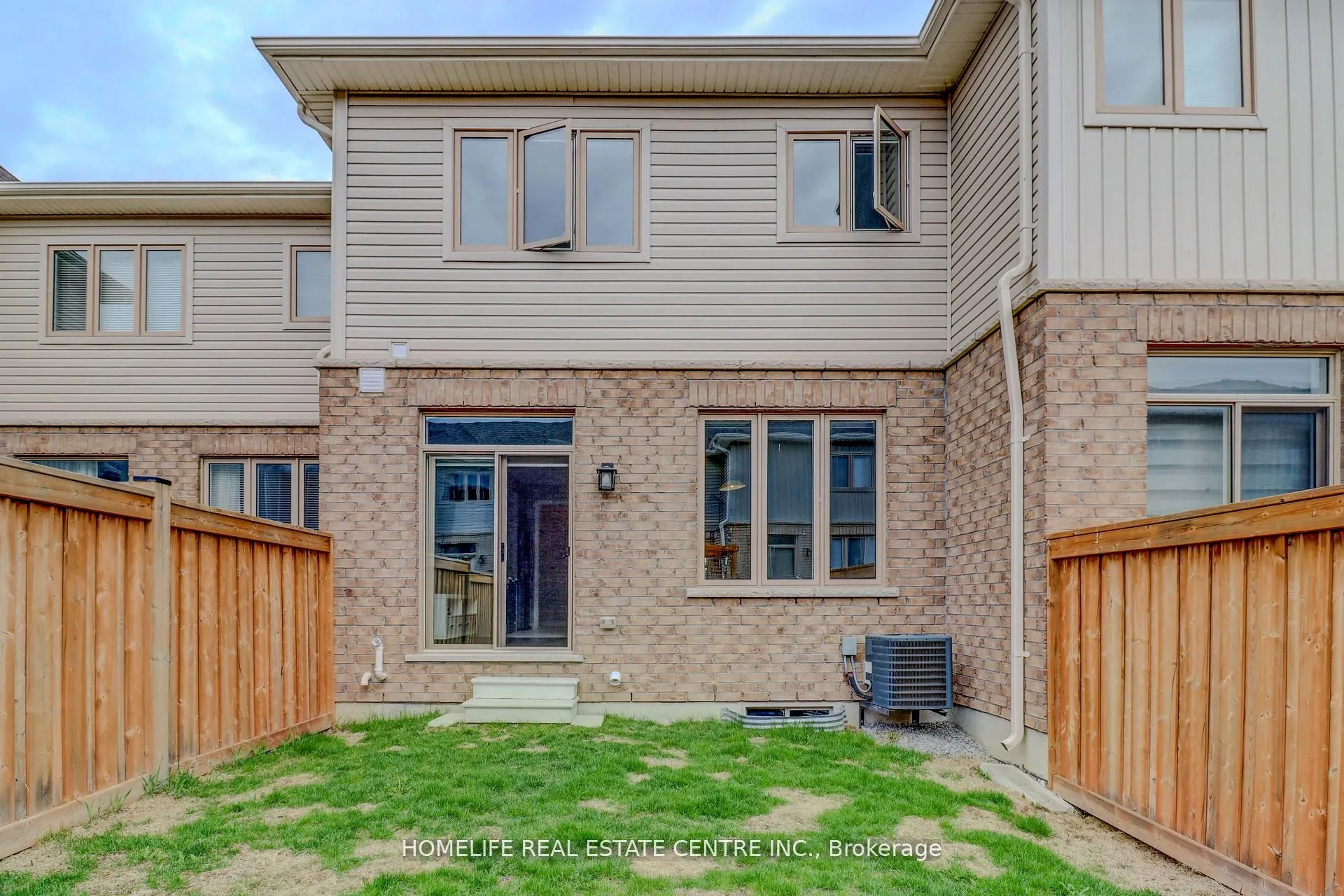 78 Clifford Crescent