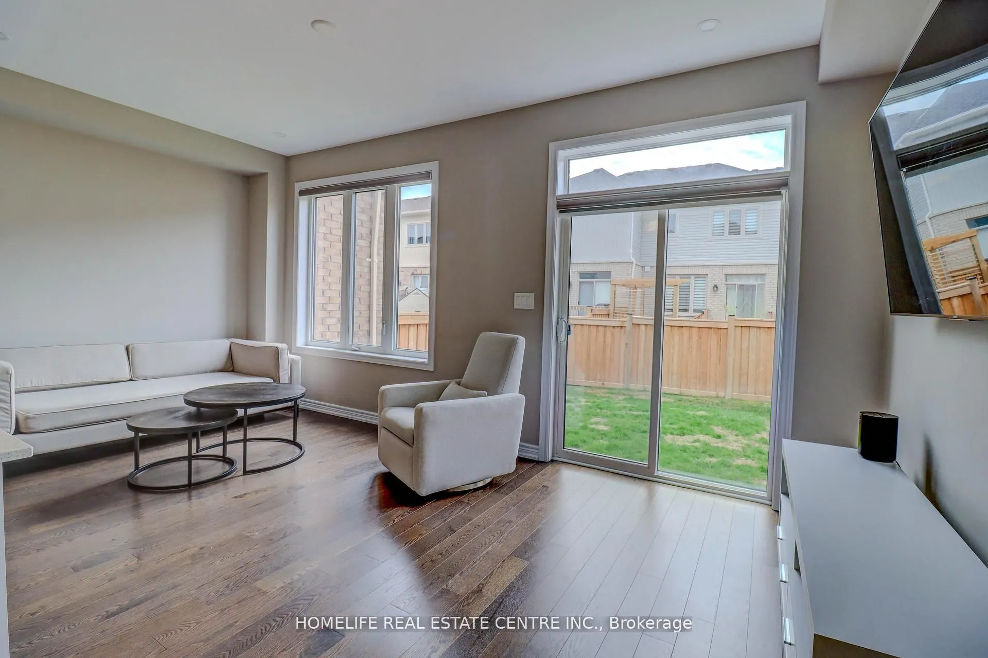 78 Clifford Crescent