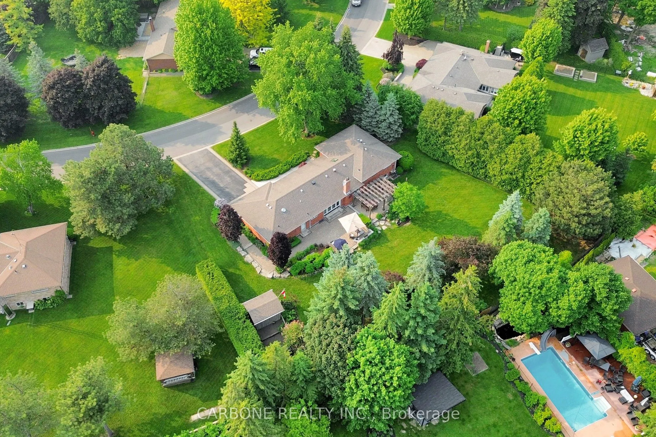 335 Forde Crescent