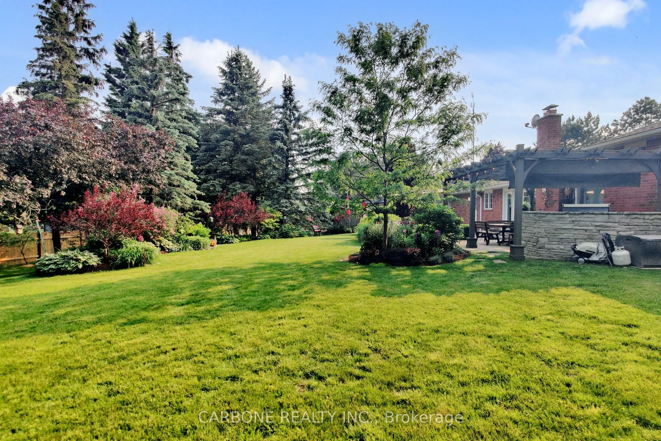 335 Forde Crescent