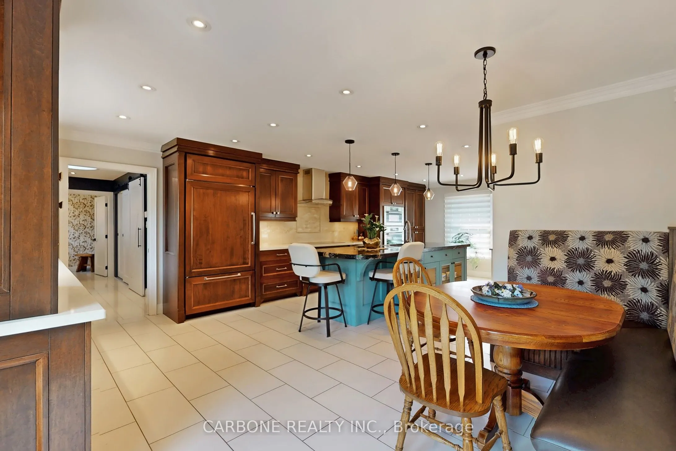 335 Forde Crescent