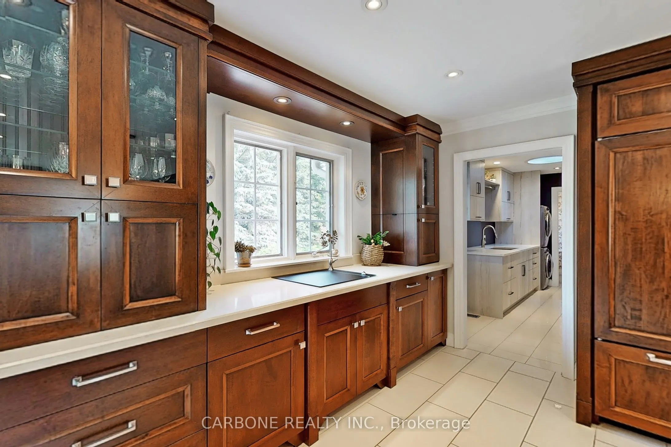 335 Forde Crescent