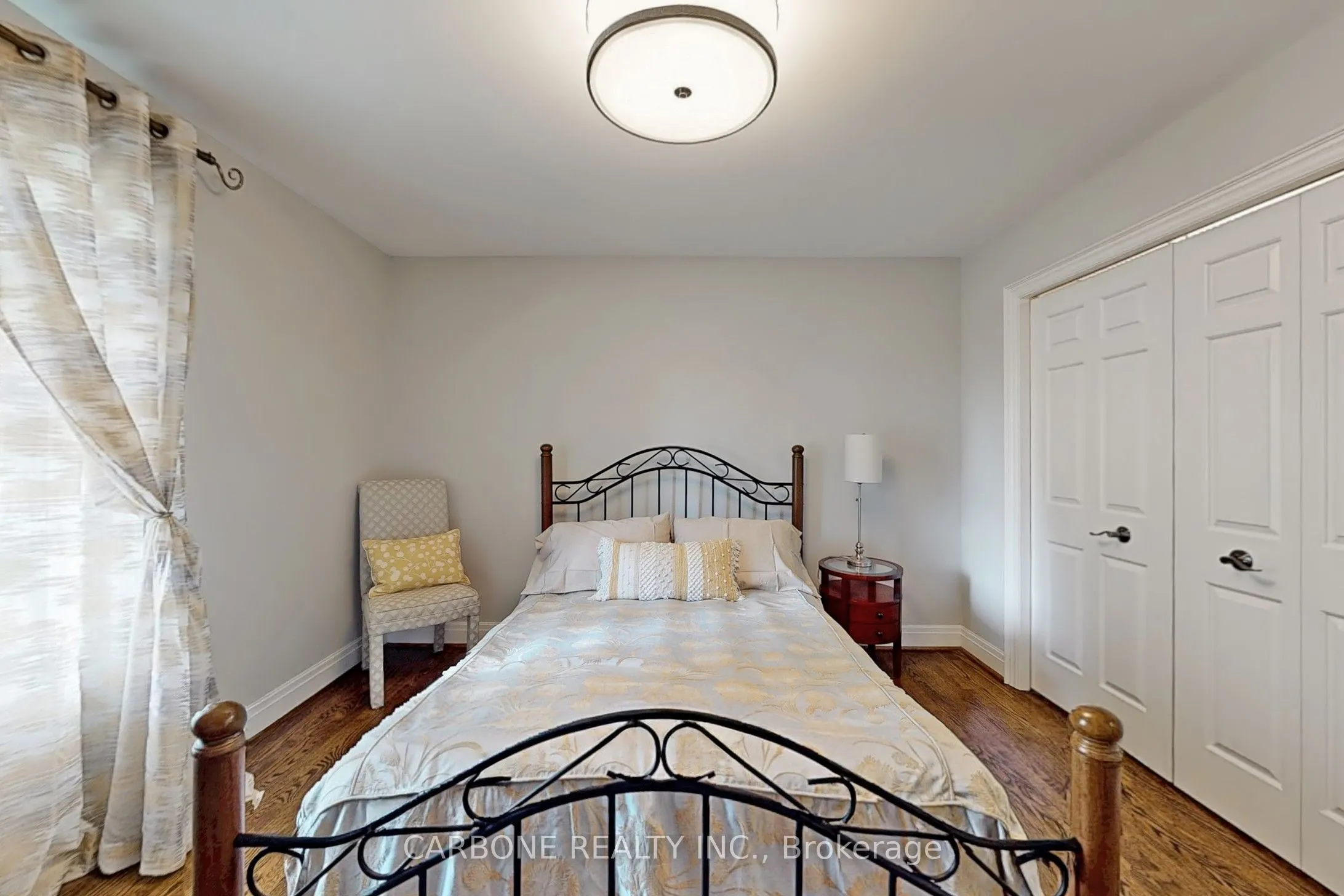 335 Forde Crescent