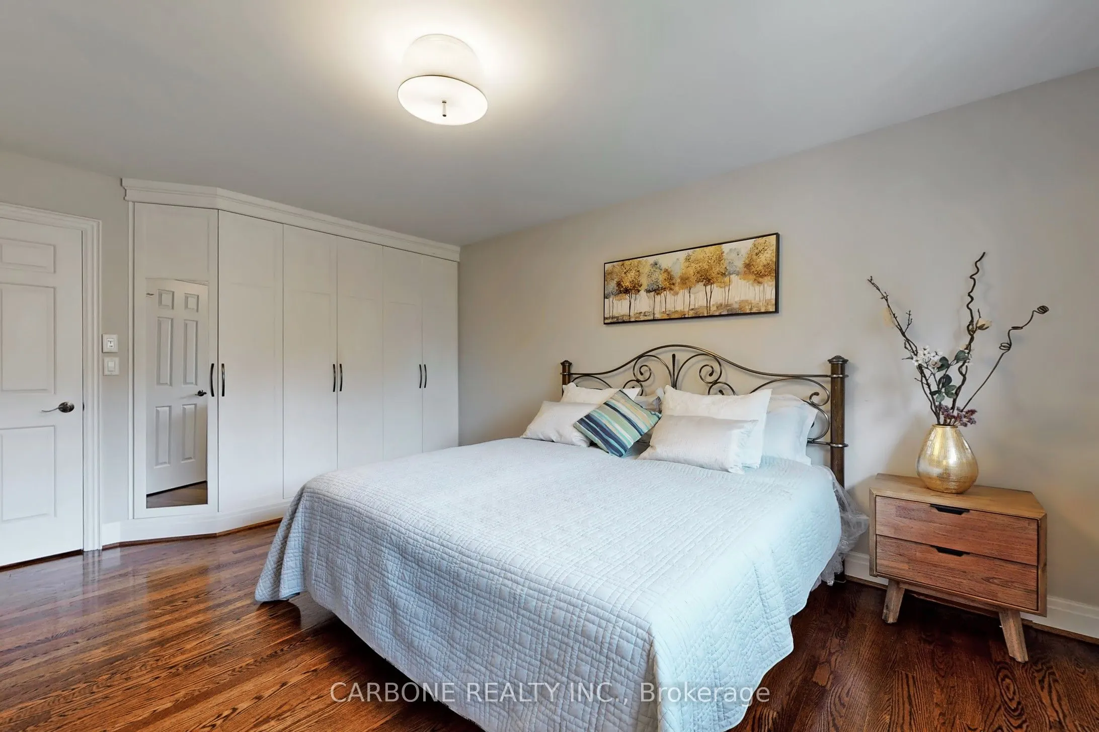 335 Forde Crescent