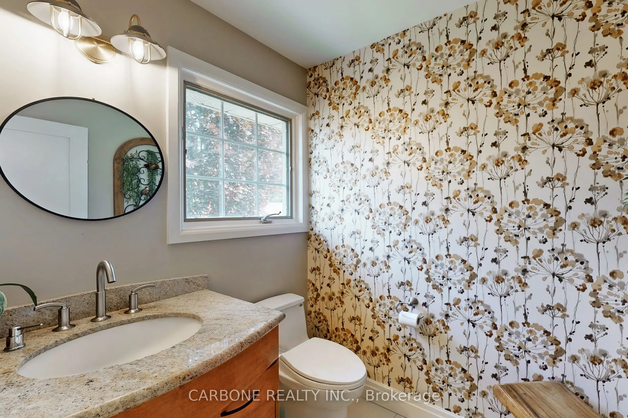 335 Forde Crescent