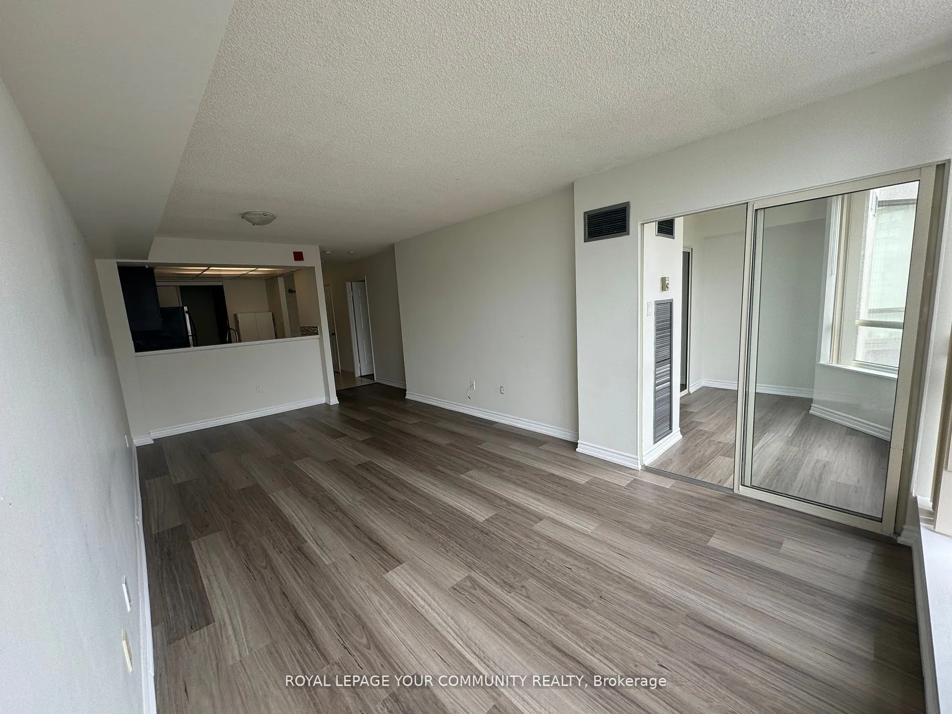 175 Cedar Avenue N, #608