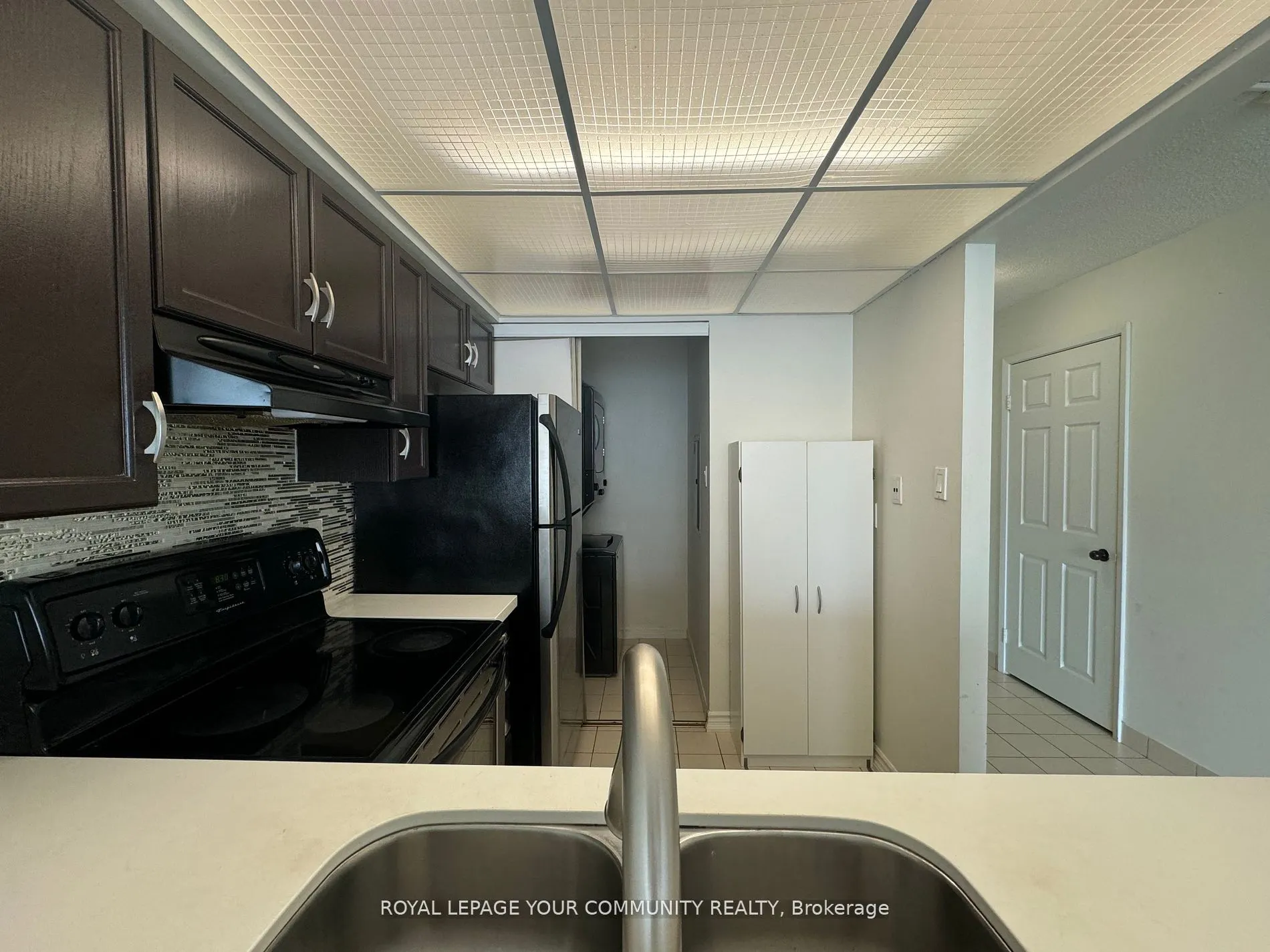 175 Cedar Avenue N, #608