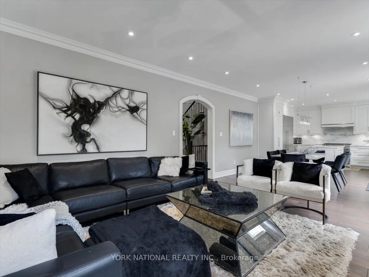 37 Barberry Crescent