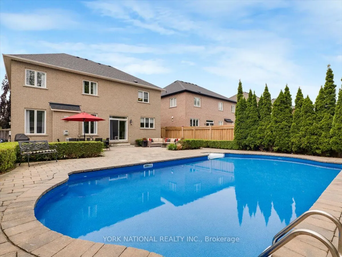 37 Barberry Crescent