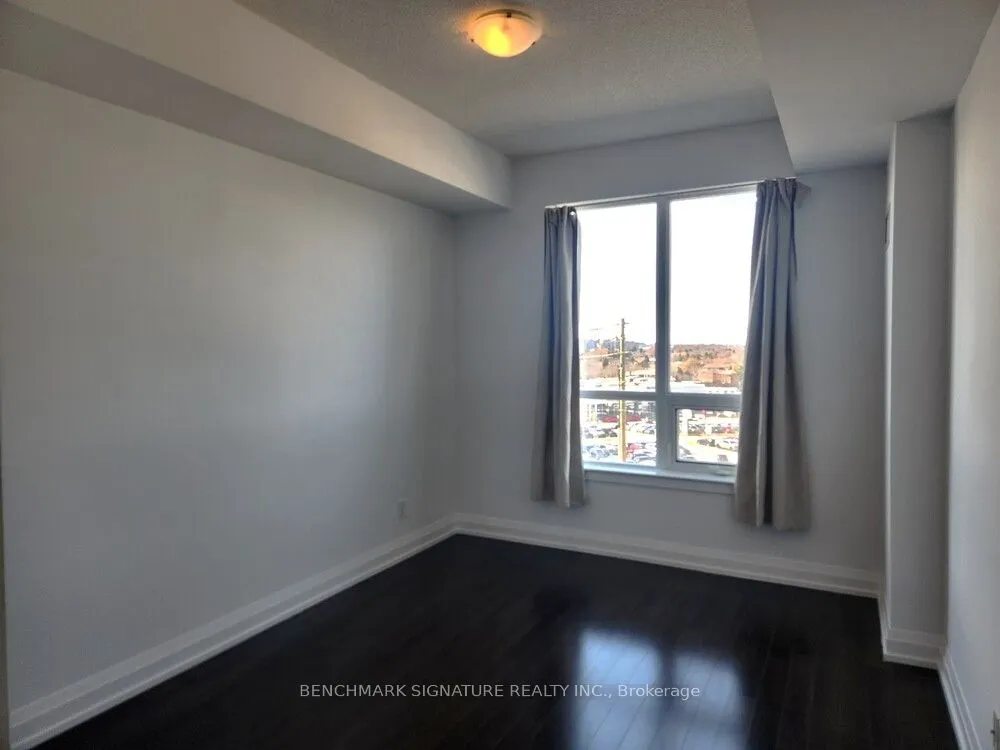 7161 Yonge Street, #518