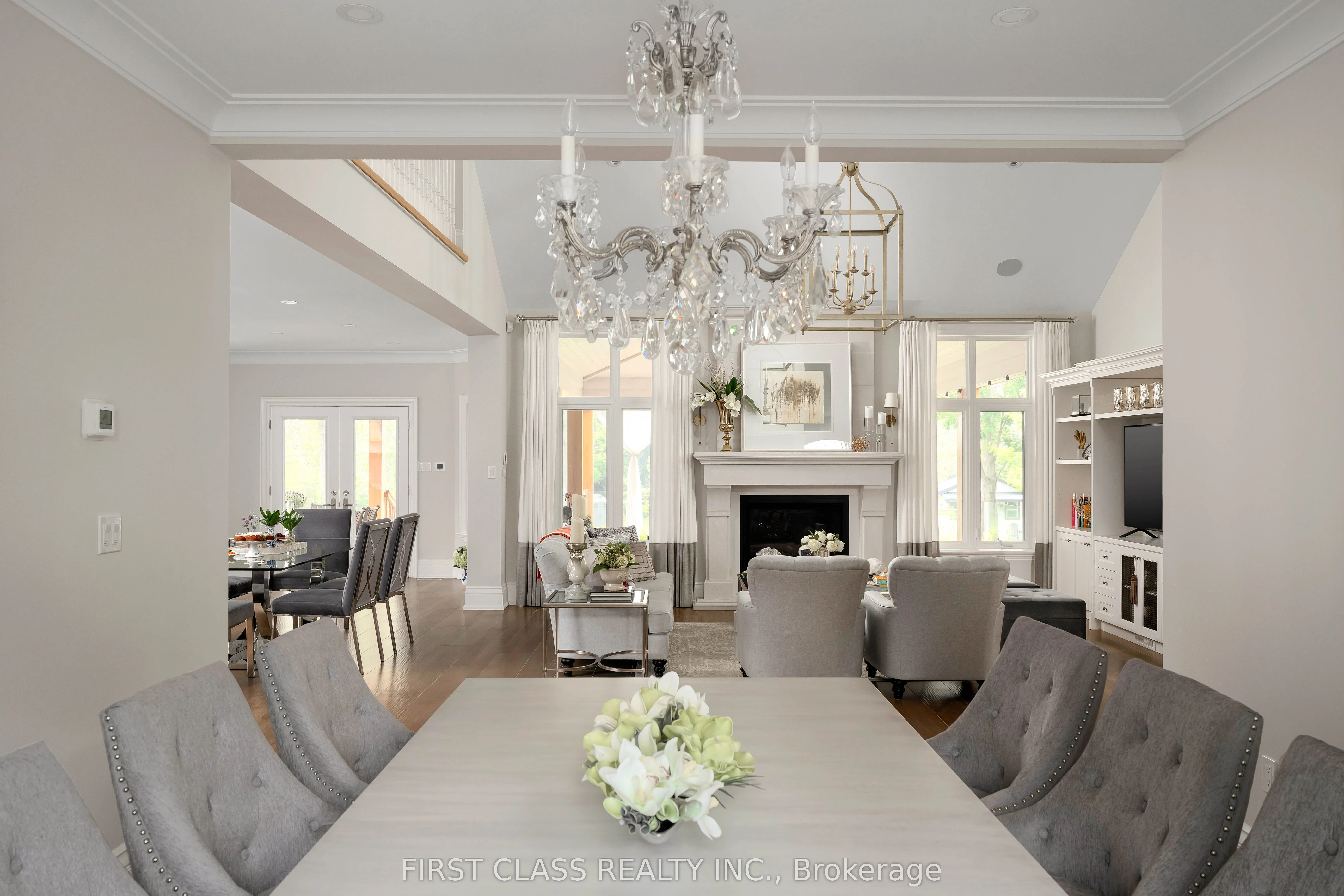 2 Vanvalley Drive