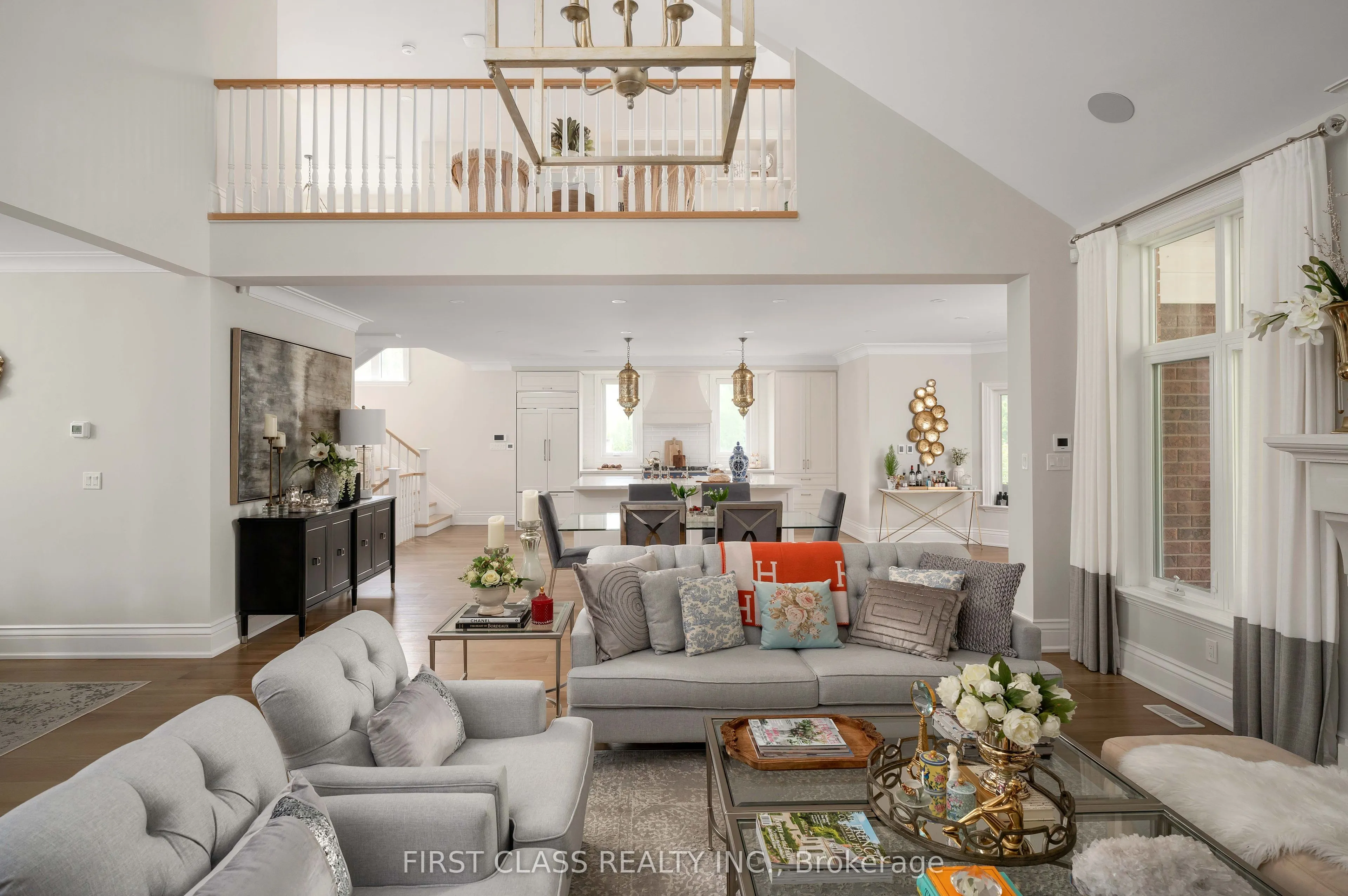 2 Vanvalley Drive