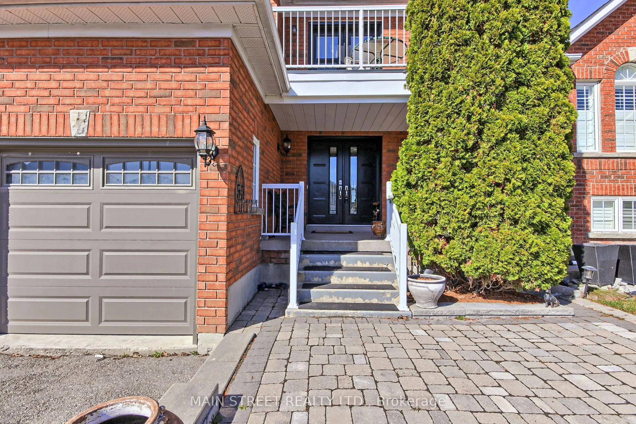 46 Silverstone Crescent