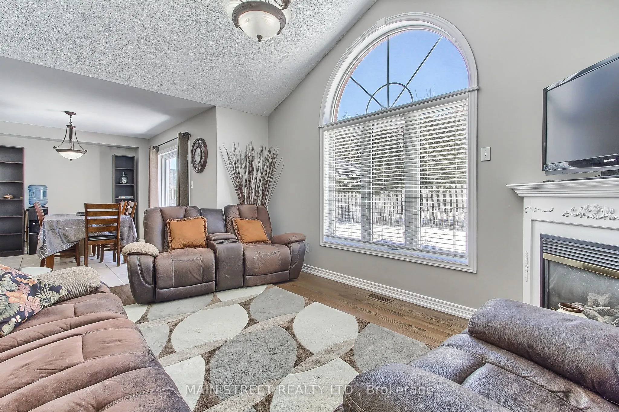 46 Silverstone Crescent