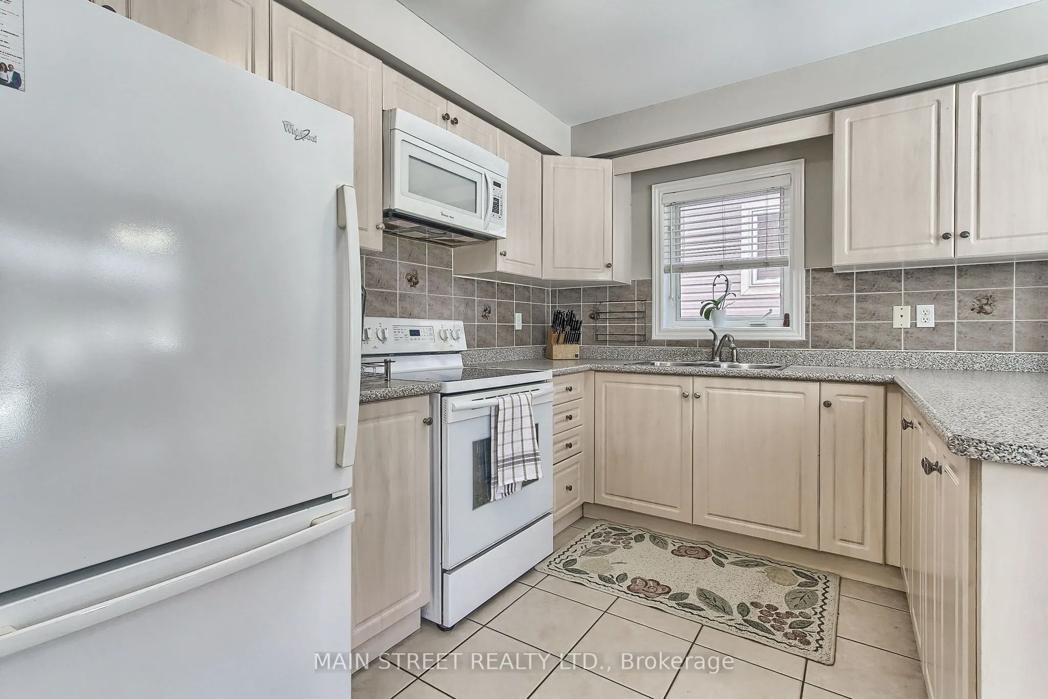 46 Silverstone Crescent