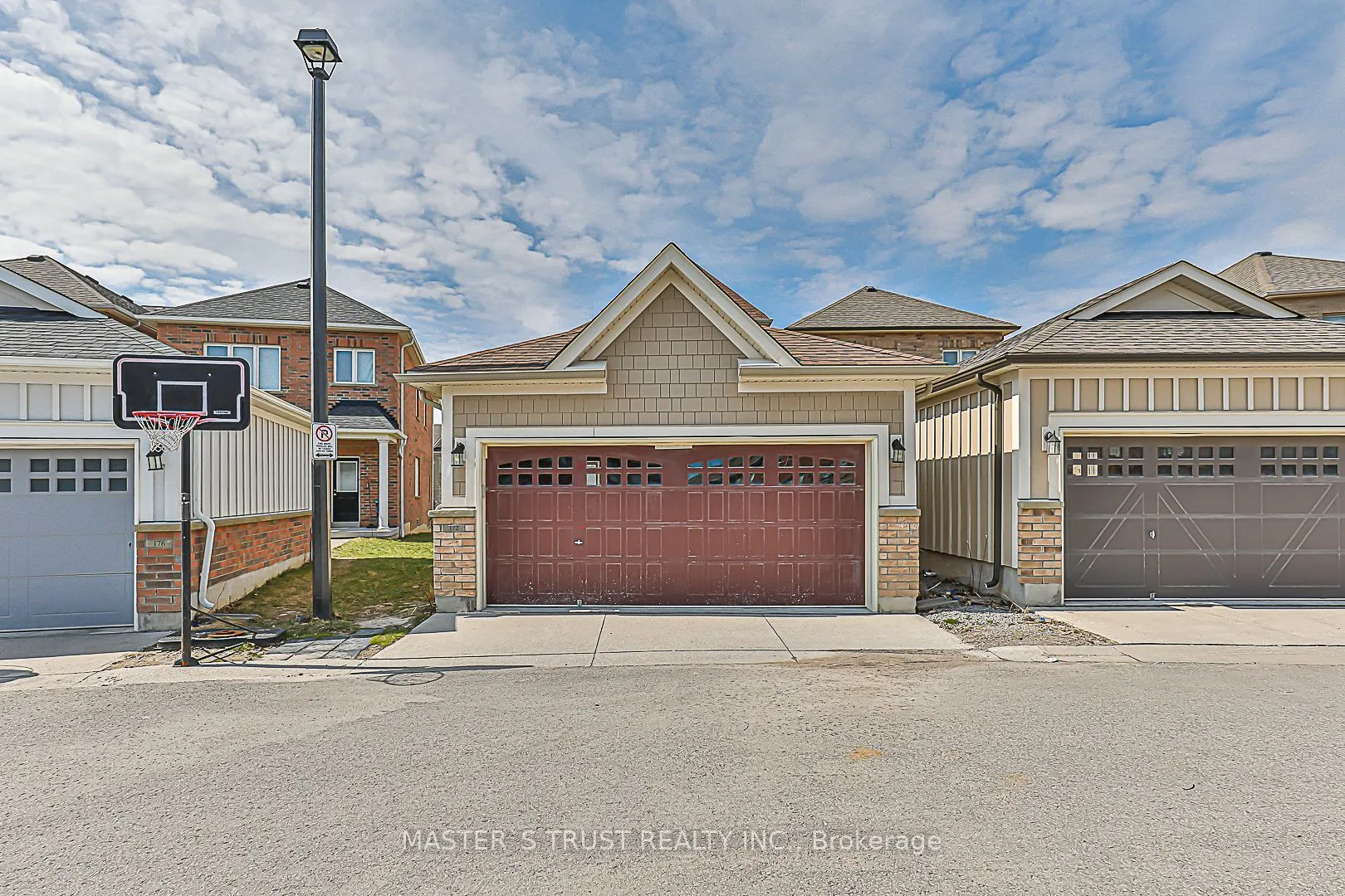 172 Paradelle Drive