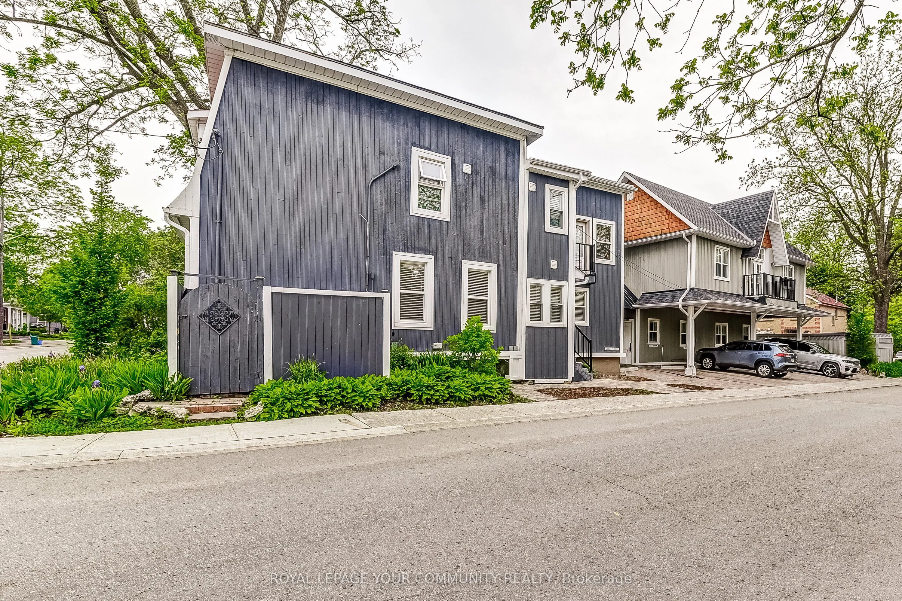23-A Washington Street, #A