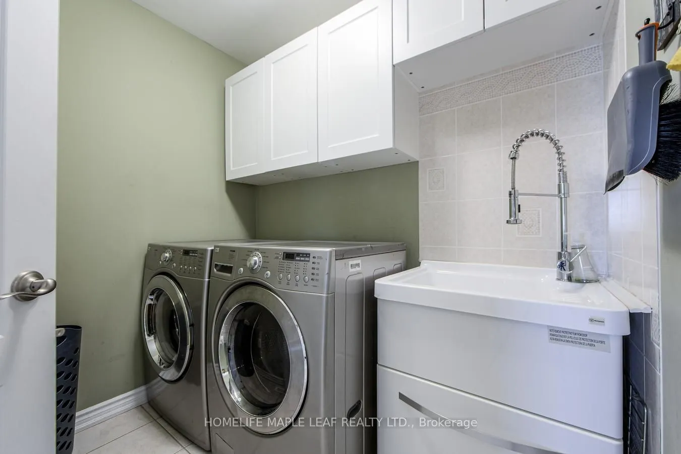 37 Saint Avenue
