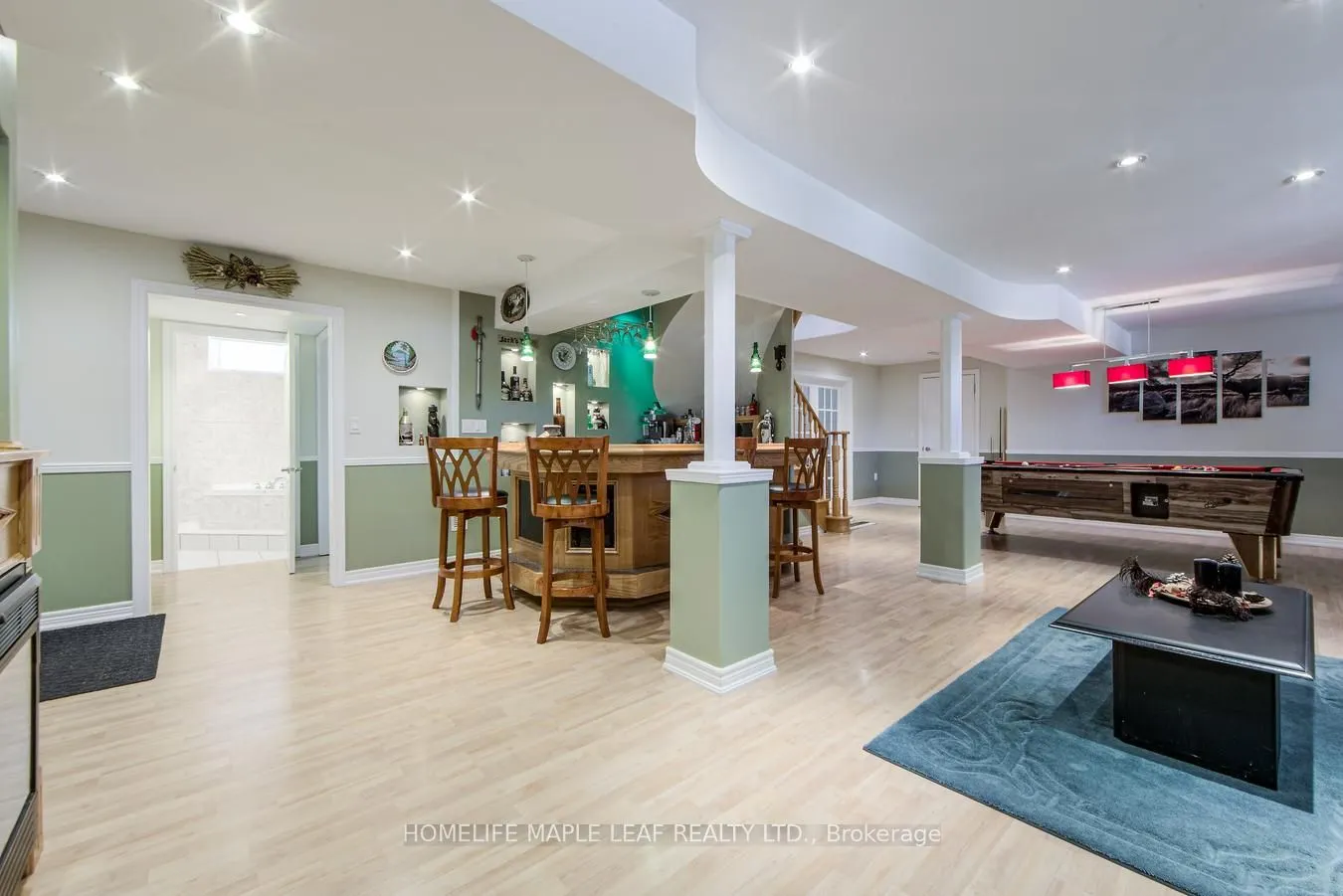37 Saint Avenue