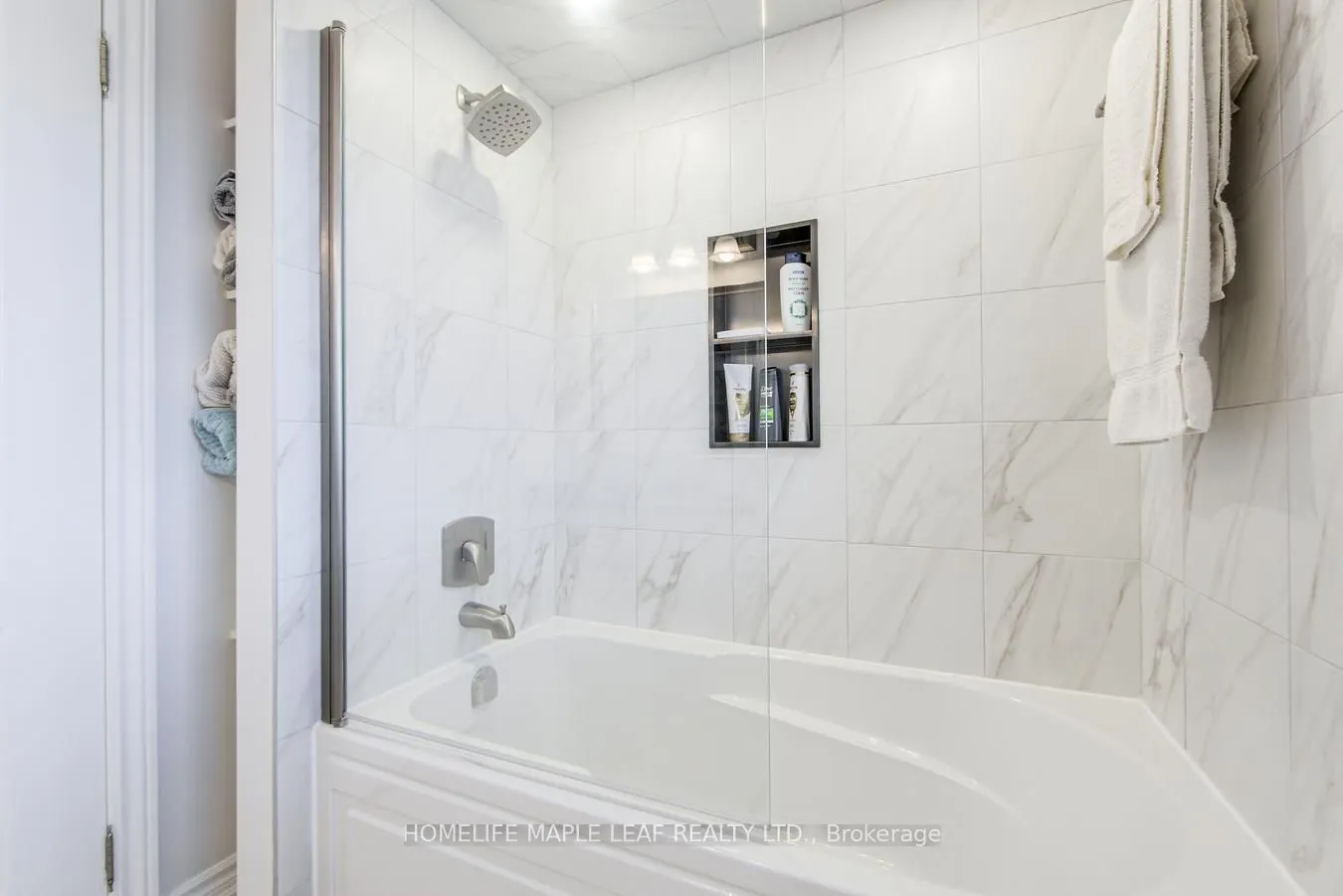 37 Saint Avenue