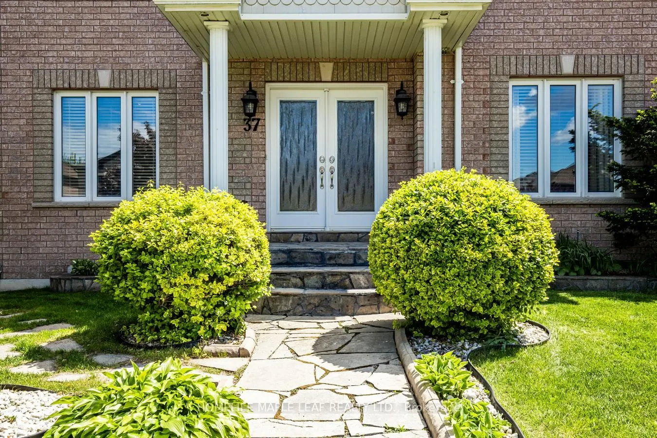 37 Saint Avenue