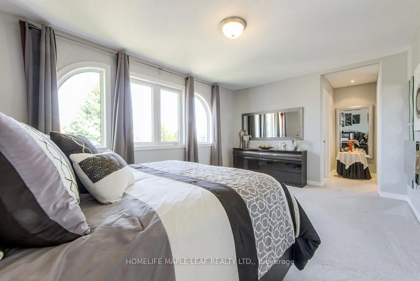 37 Saint Avenue