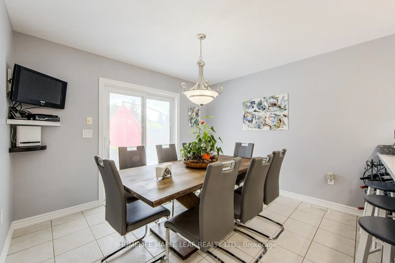 37 Saint Avenue