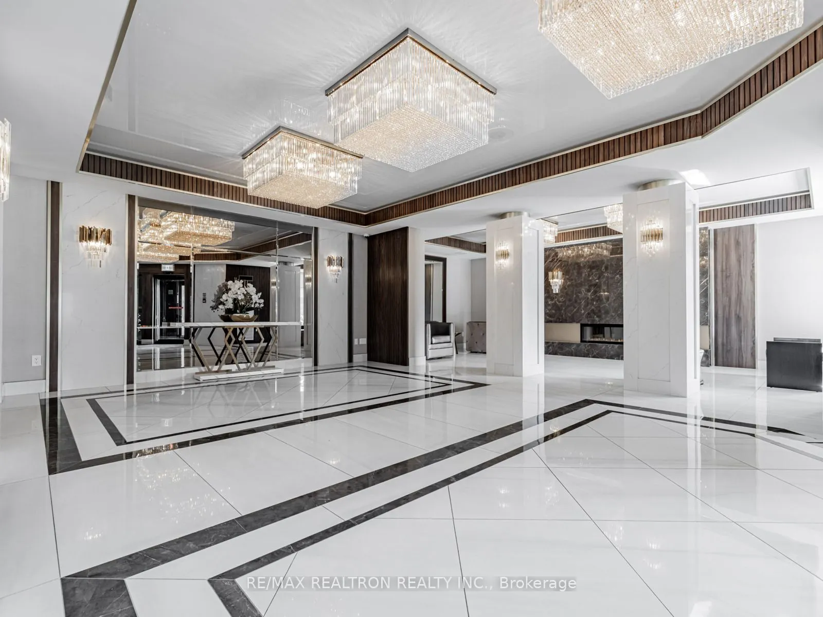 7420 Bathurst Street N, #1611