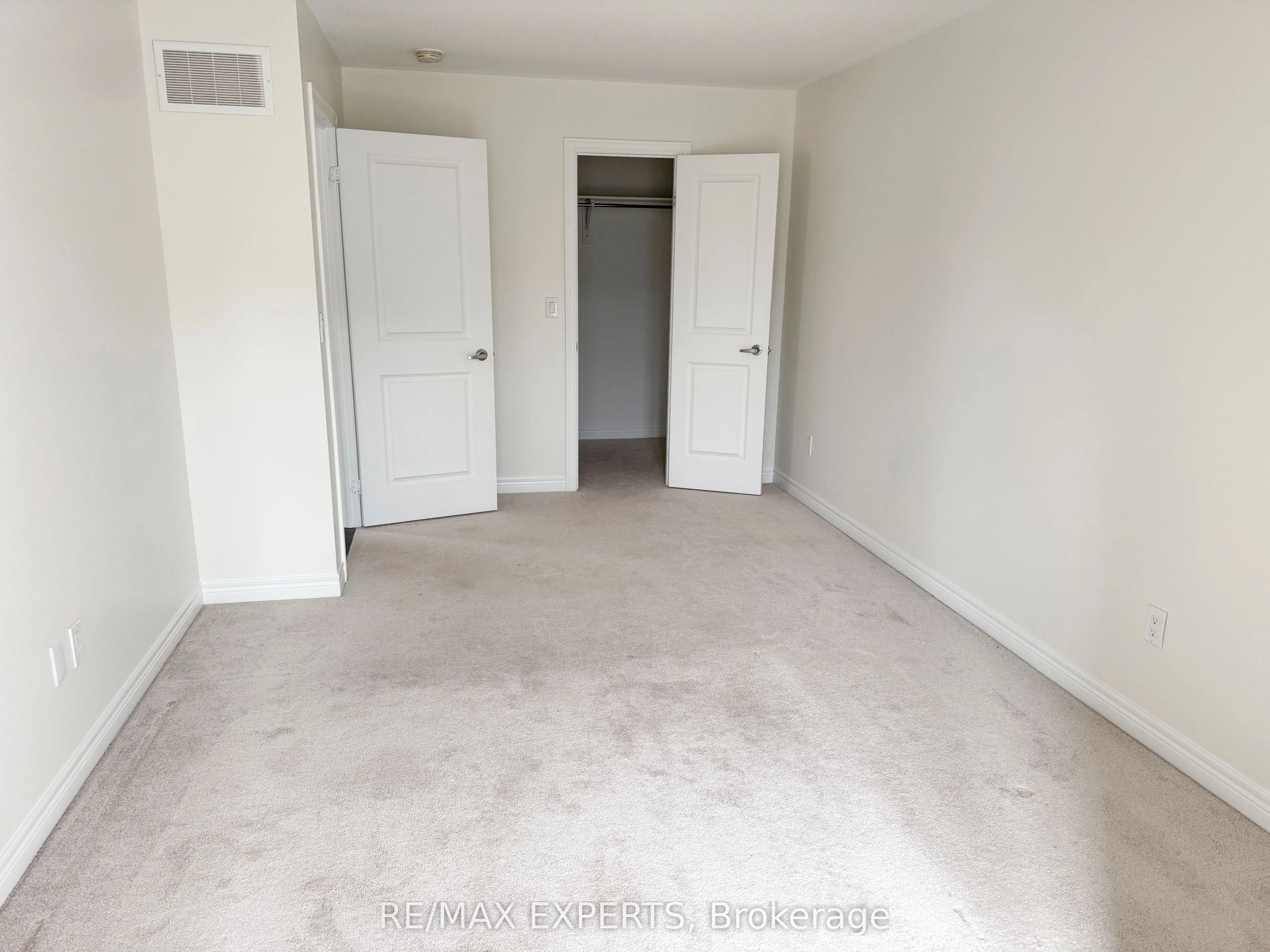 91 Kingsmere Crescent