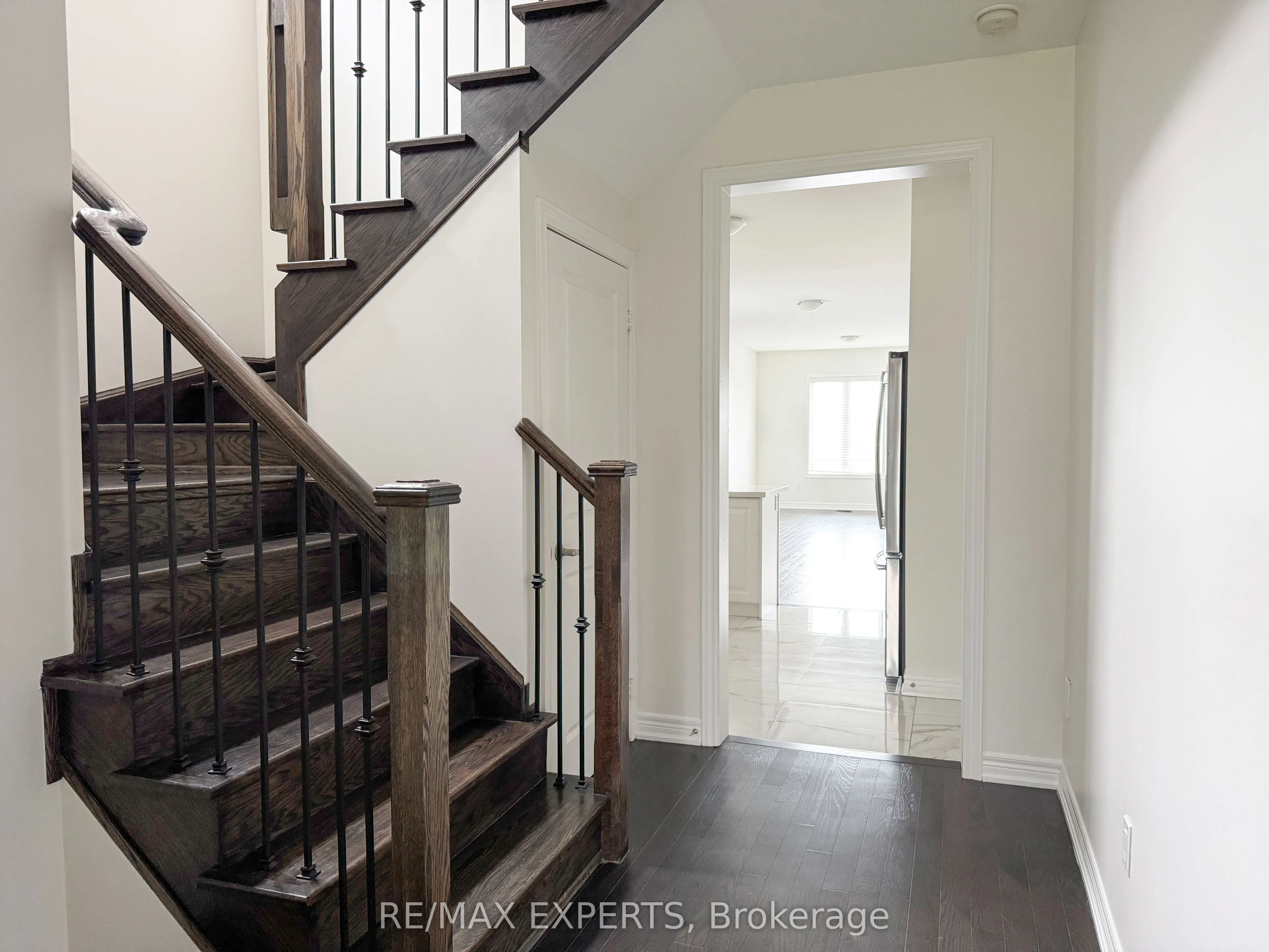 91 Kingsmere Crescent