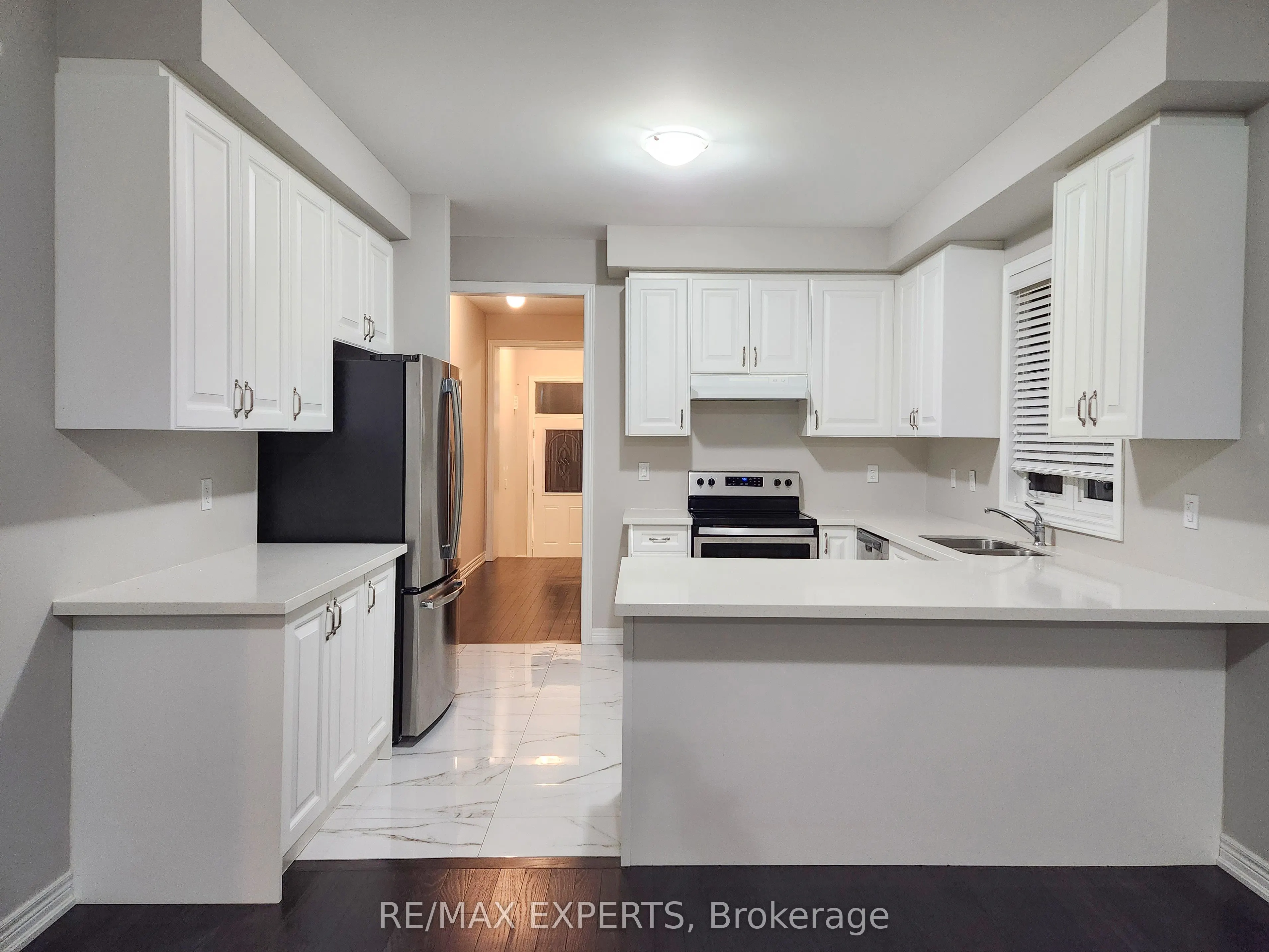 91 Kingsmere Crescent