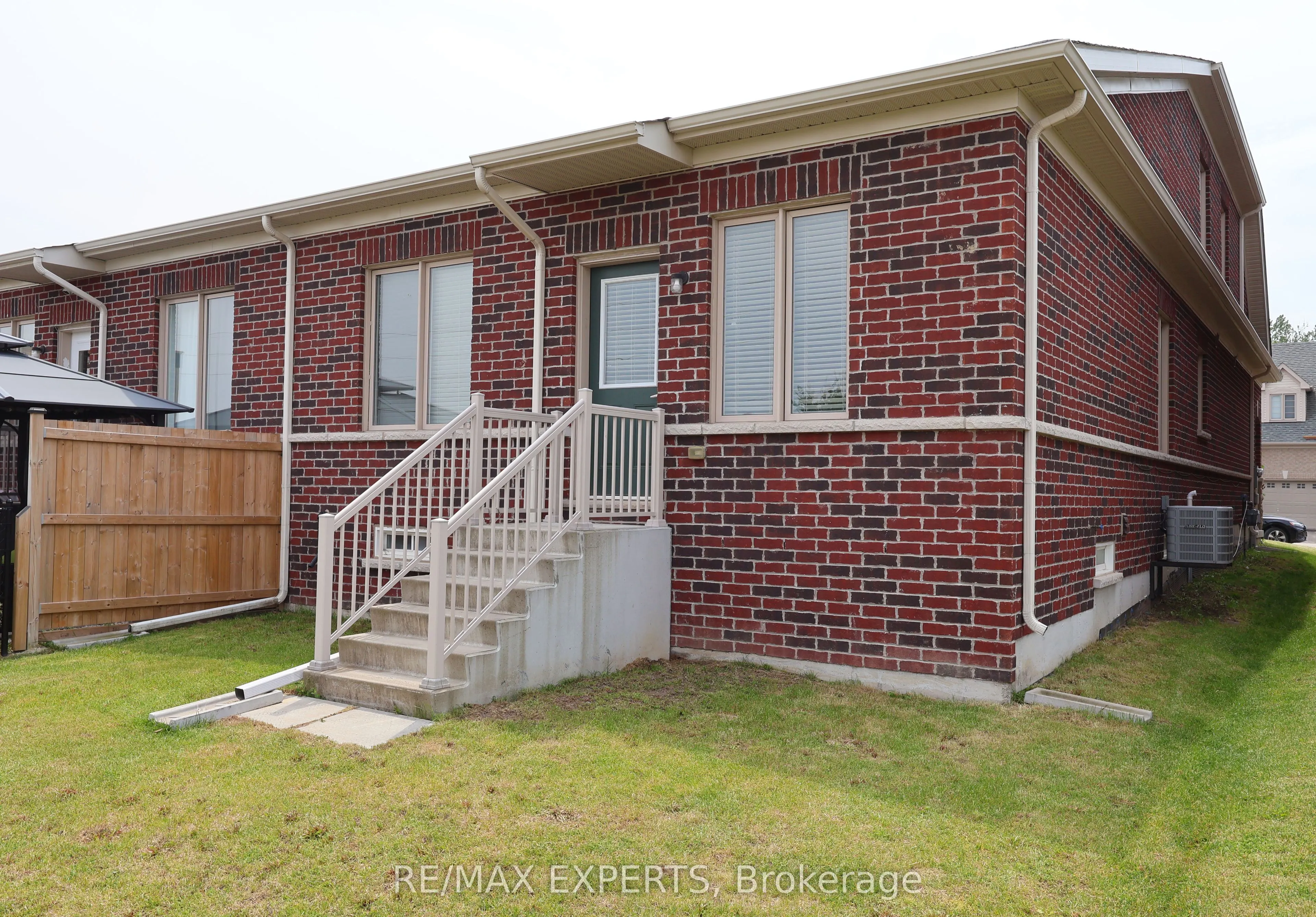 91 Kingsmere Crescent