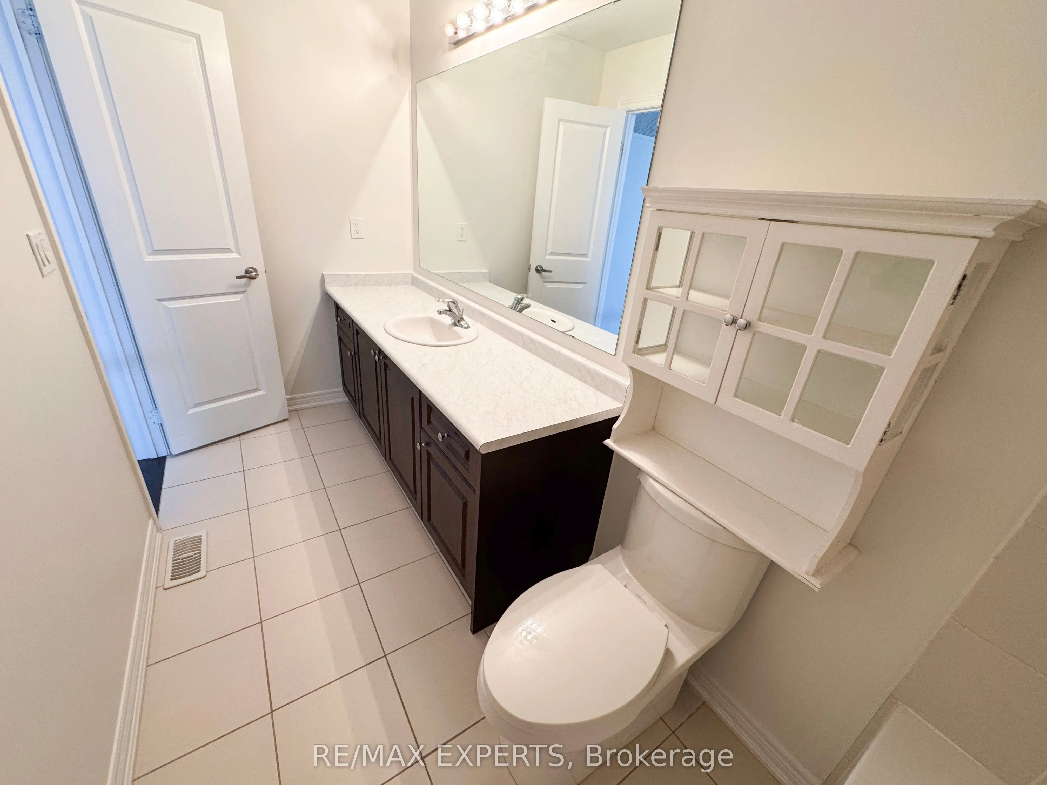 91 Kingsmere Crescent