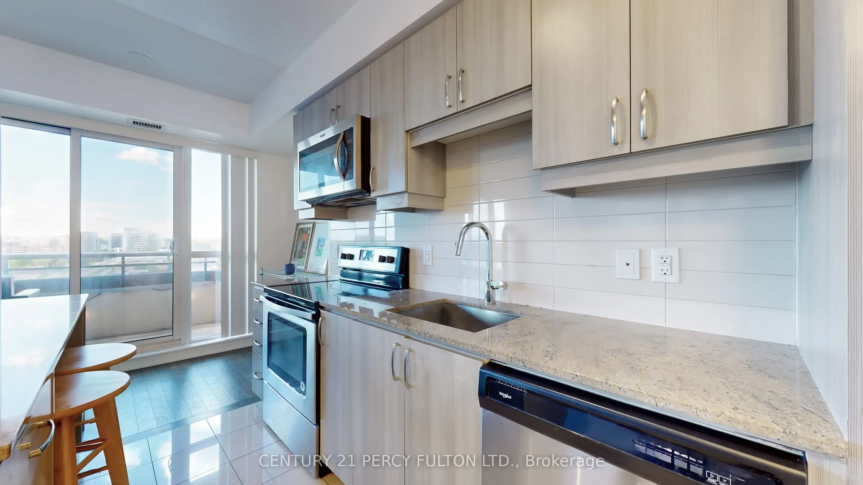 9201 Yonge Street, #1204