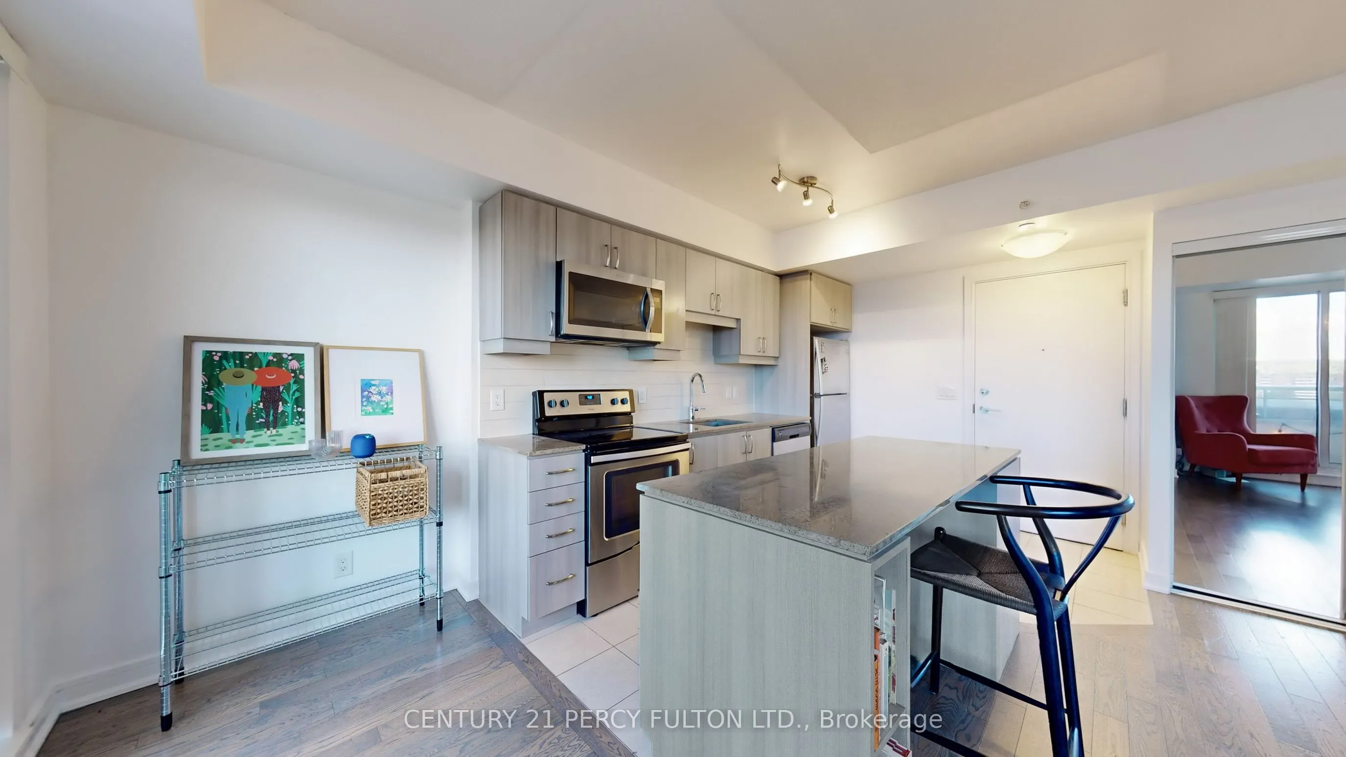9201 Yonge Street, #1204