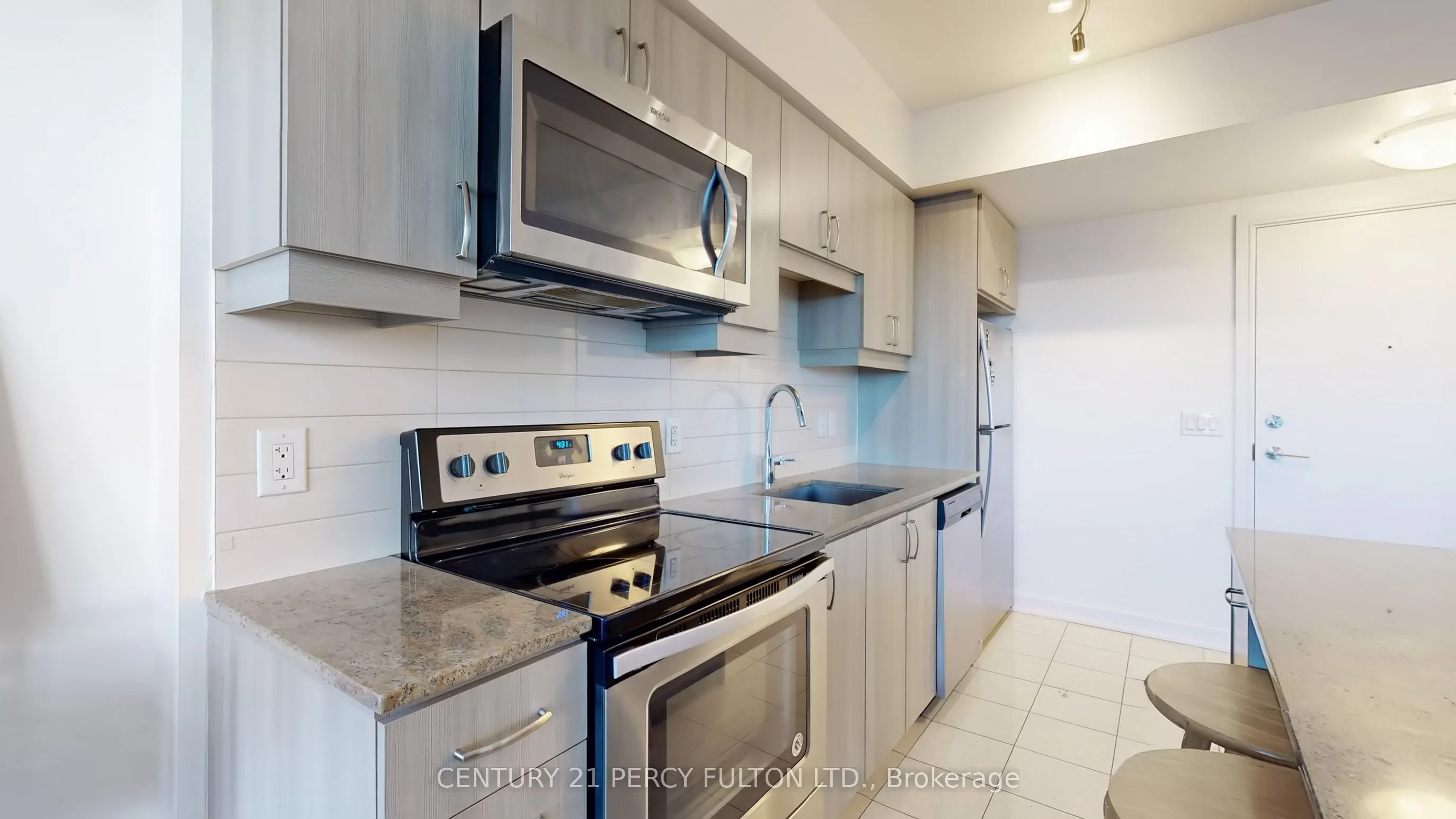 9201 Yonge Street, #1204
