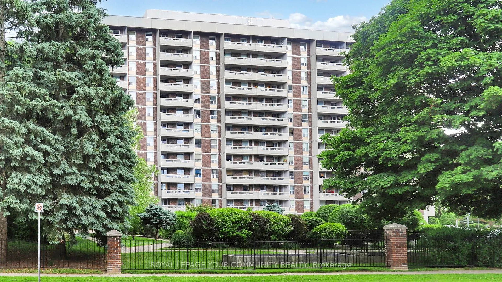 50 Inverlochy Boulevard, #1008