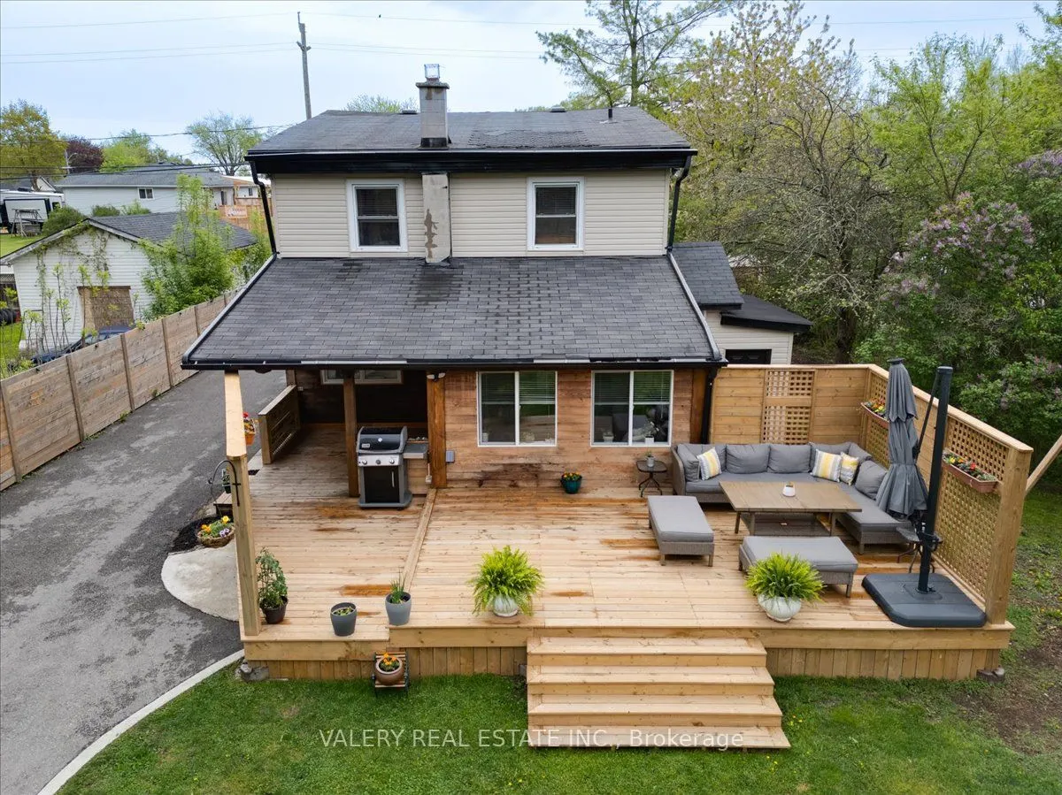1020 Ewart Street