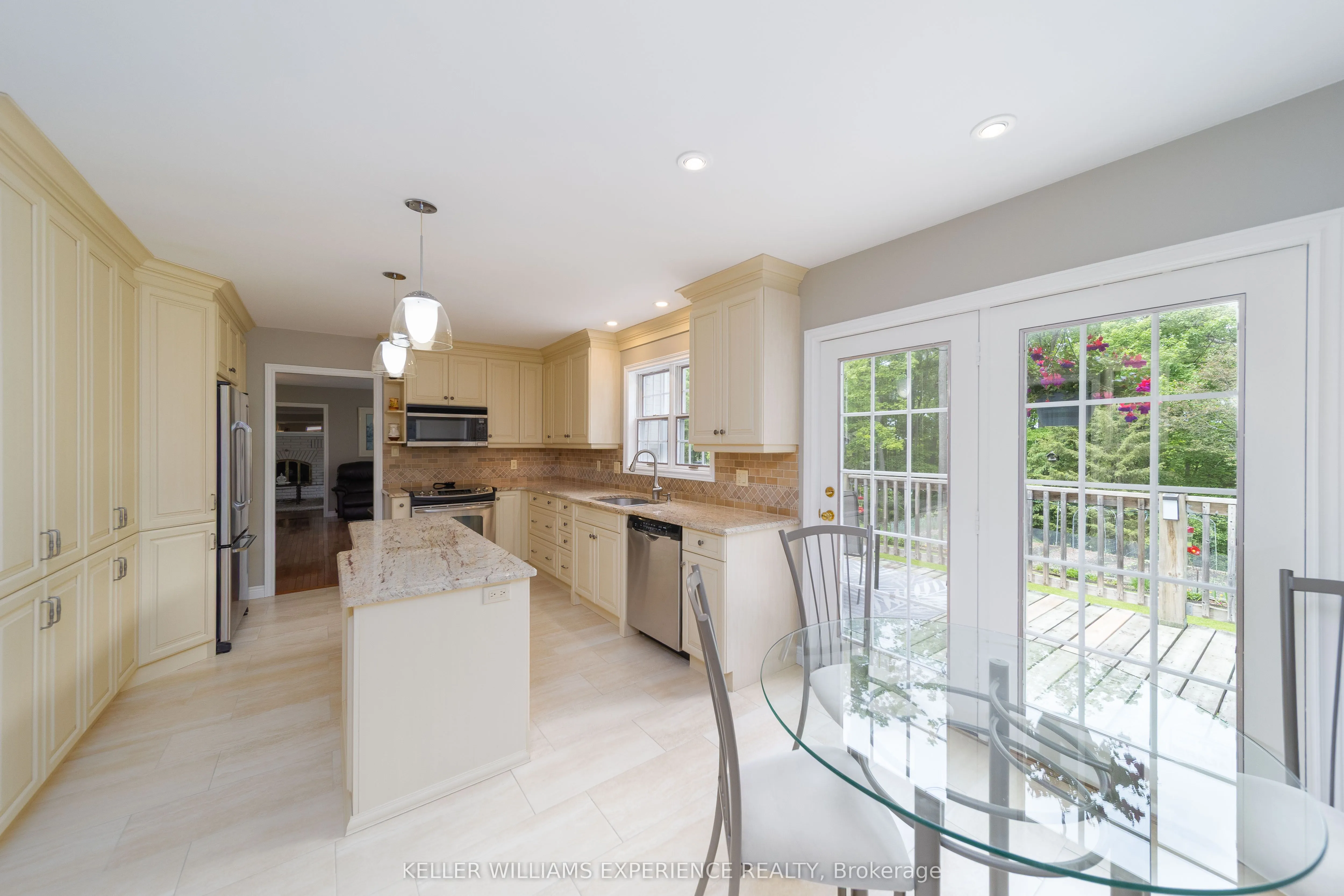 1836 Quantz Crescent