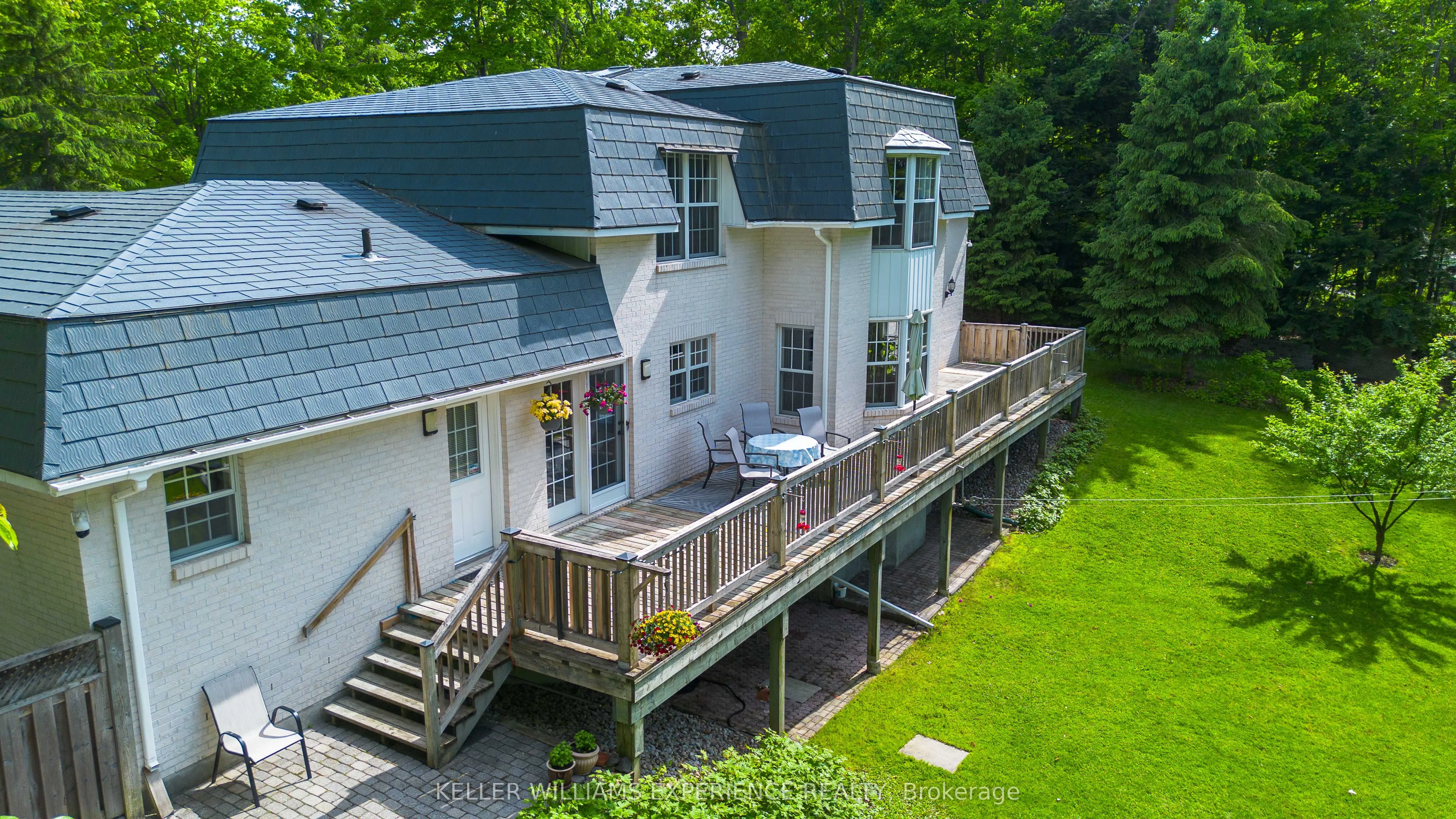 1836 Quantz Crescent