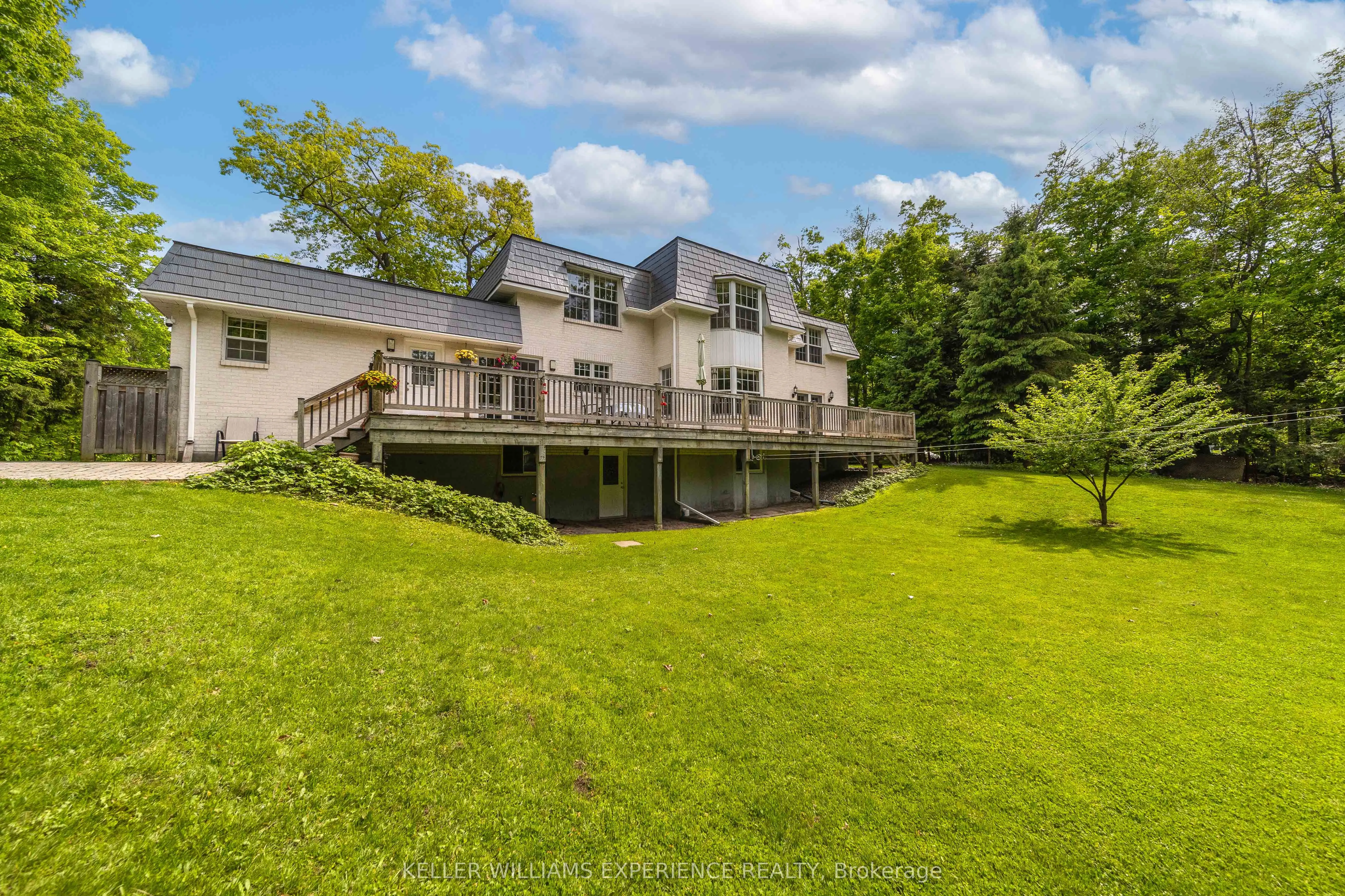 1836 Quantz Crescent