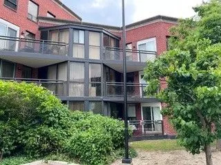 100 Arbors Lane, #315