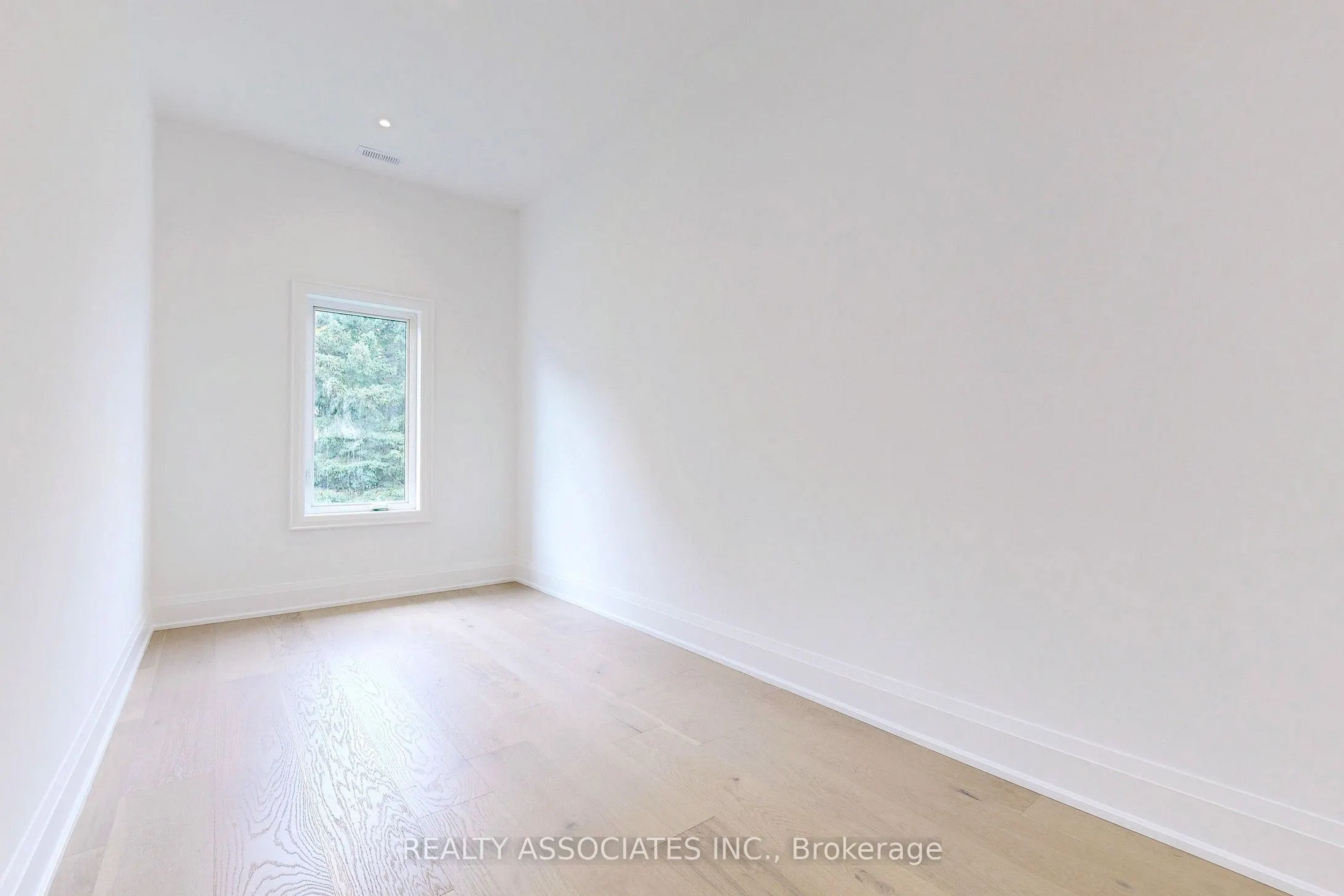 32 Cossar Avenue