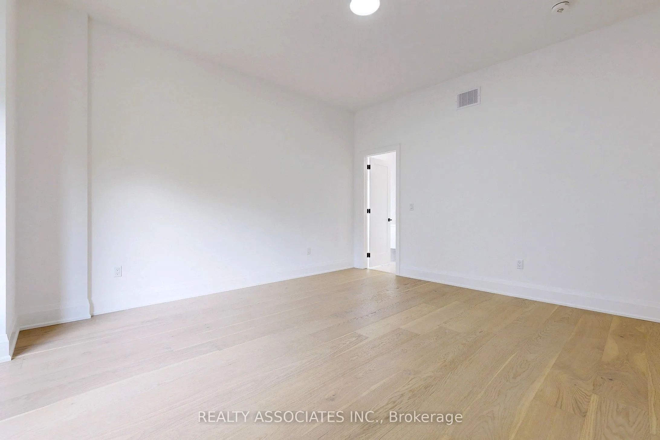 32 Cossar Avenue