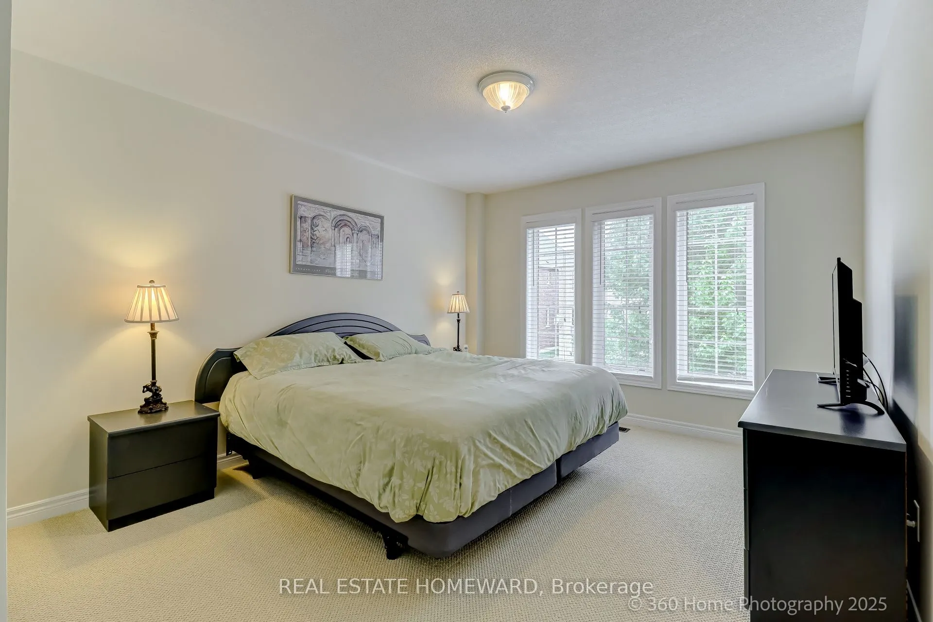 9 Tarmack Drive