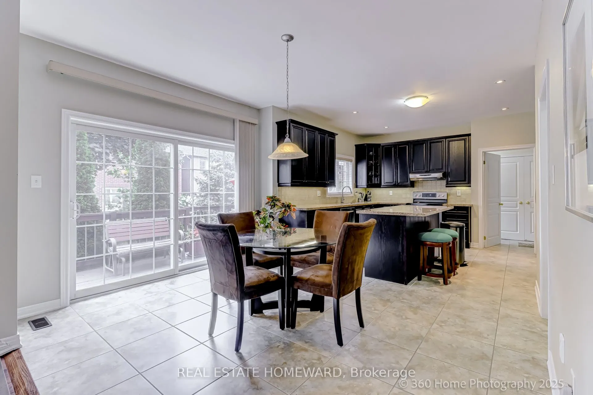 9 Tarmack Drive