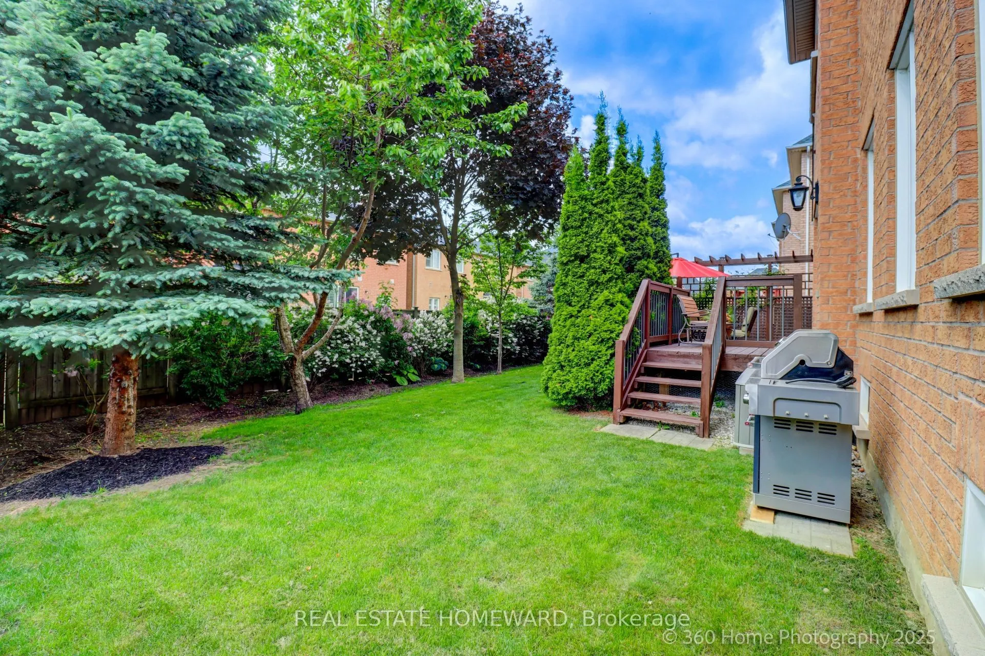 9 Tarmack Drive