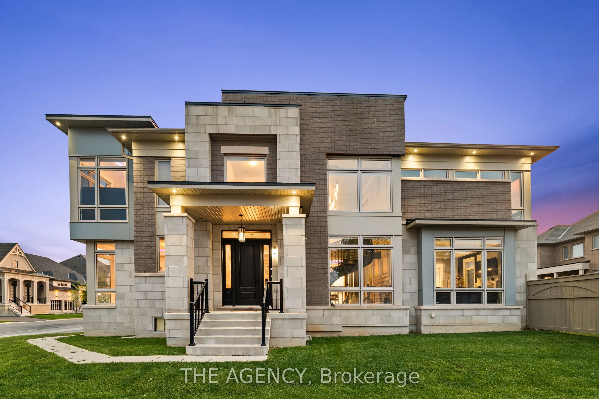2 Lake Lenora Avenue